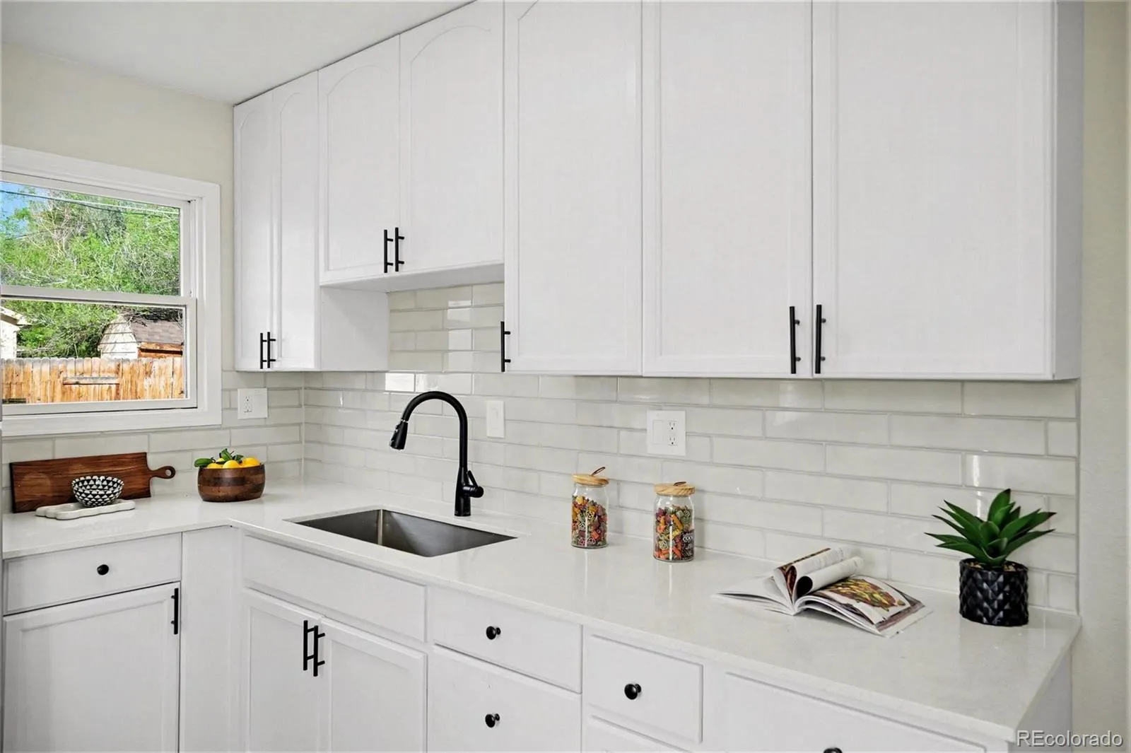 04102026061744 1600 15