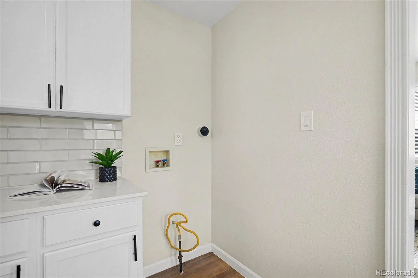 04102026061744 1600 17