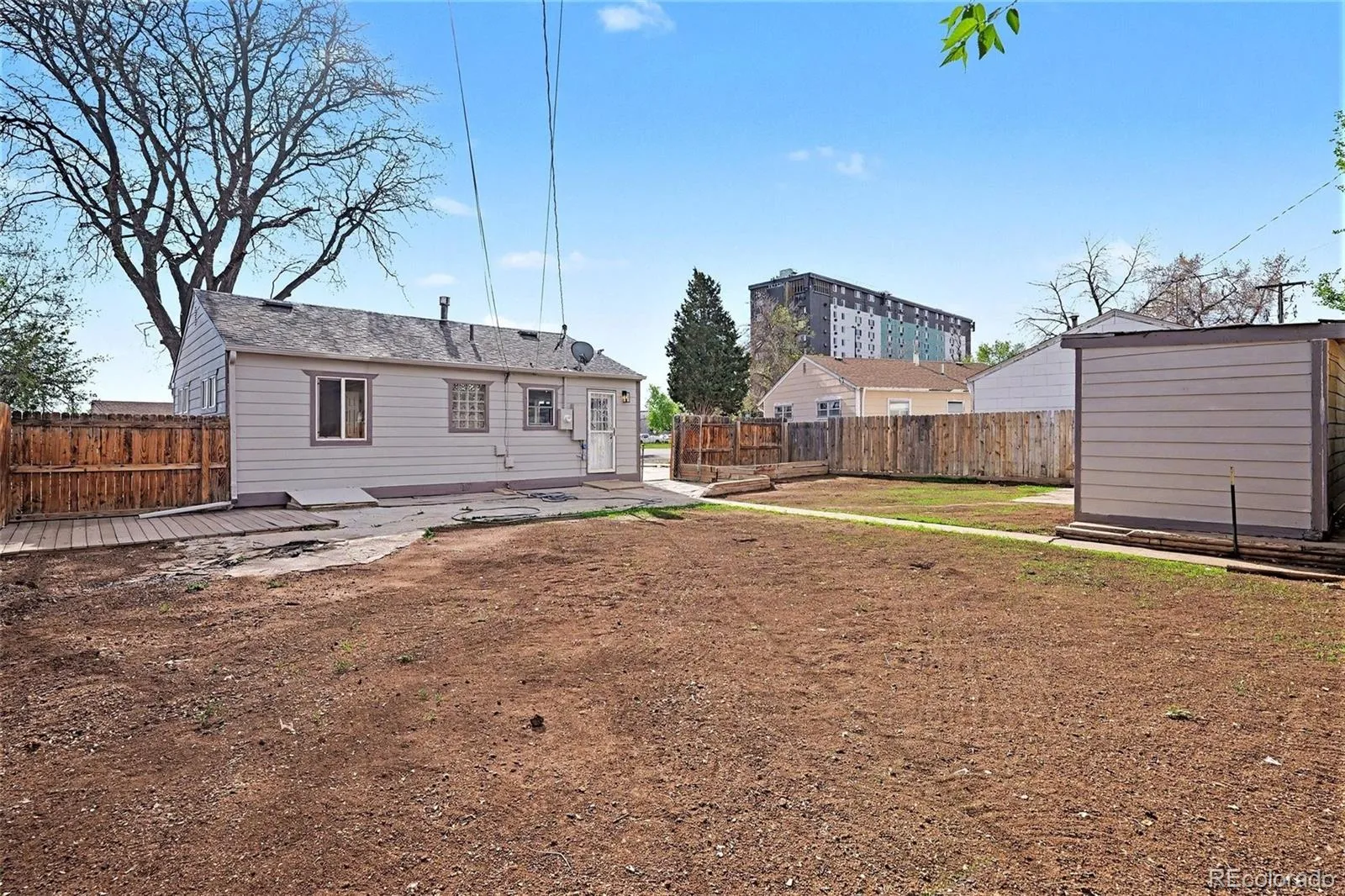 04102026061744 1600 30