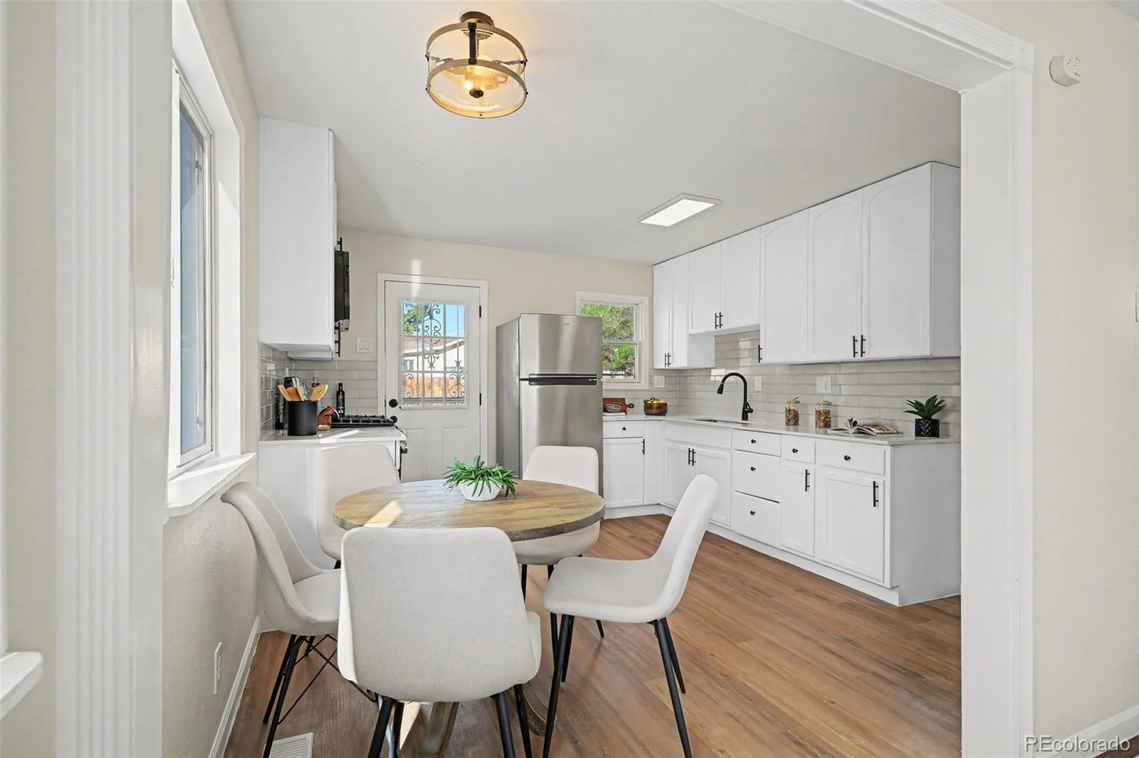 04102026061744 1600 8