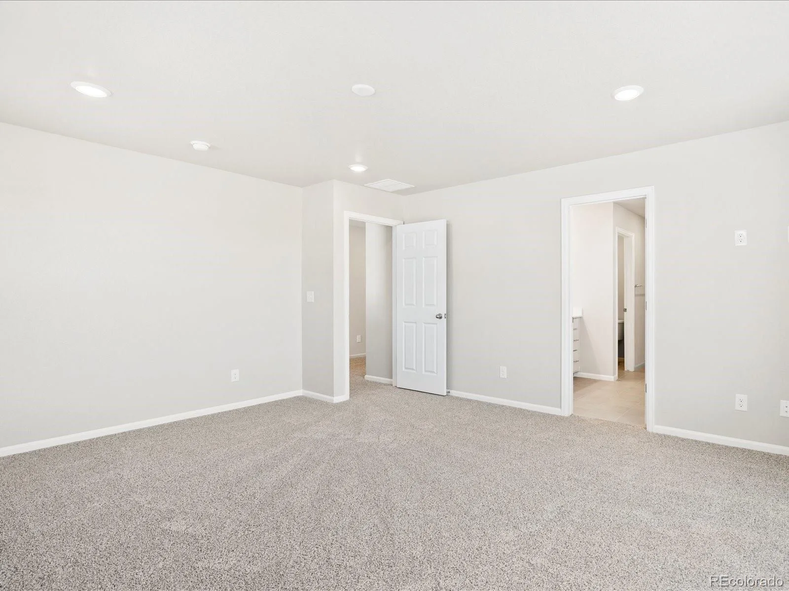 17617 E. 89th Way Commerce City CO 80022 | MLS #REC3289841 07152026200455 1600 12