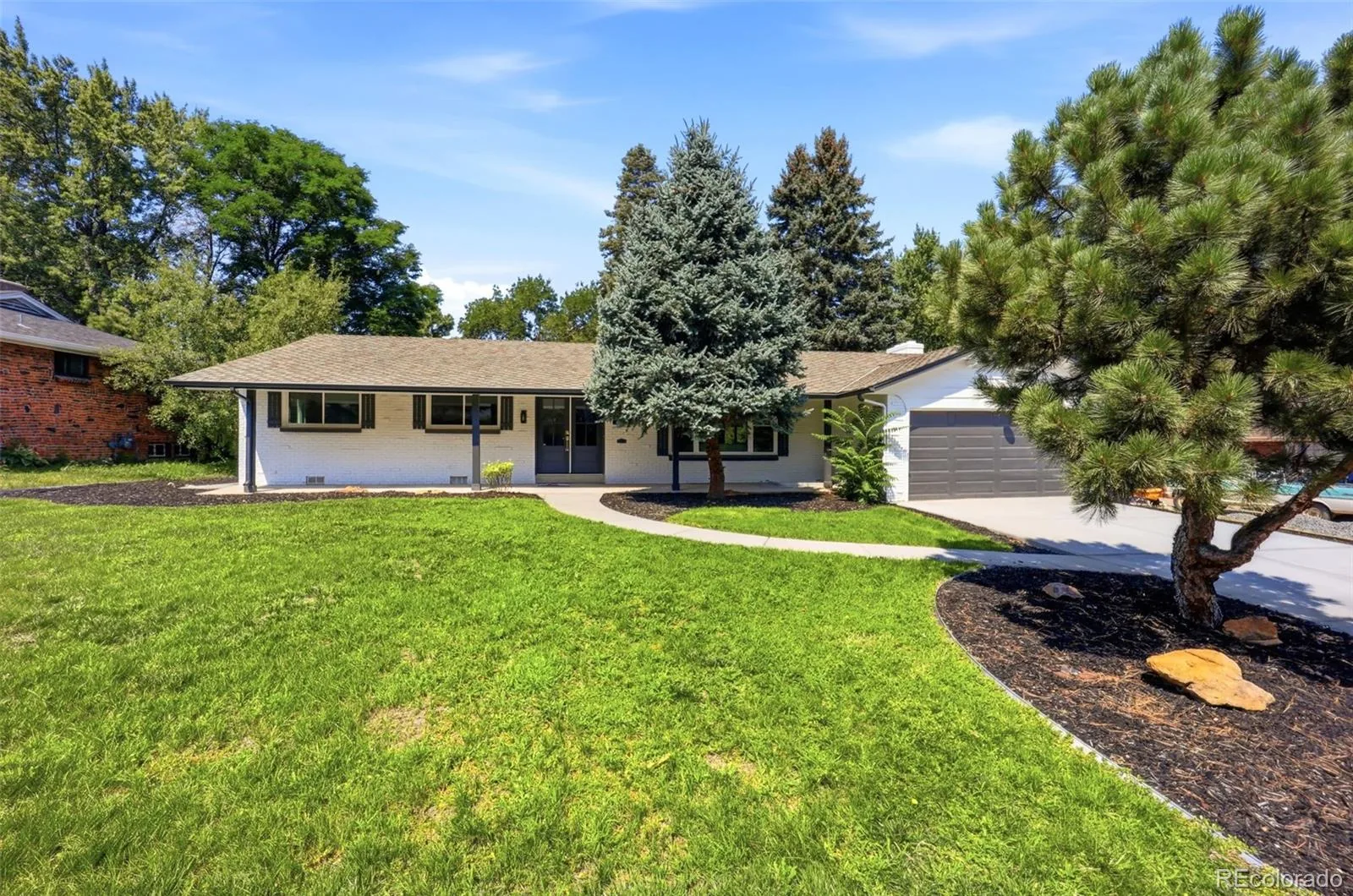 3831 S Hillcrest Drive Denver CO 80237 | MLS #REC3291525 08052026232902 1600 1