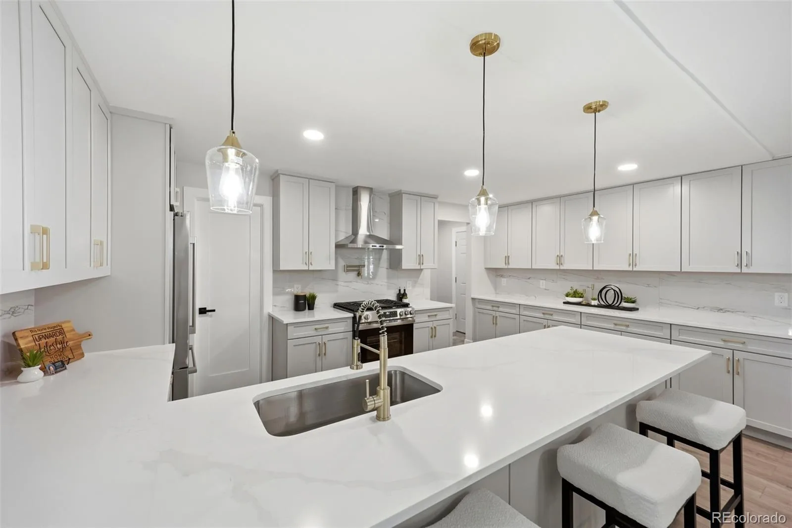 3831 S Hillcrest Drive Denver CO 80237 | MLS #REC3291525 08052026232902 1600 12