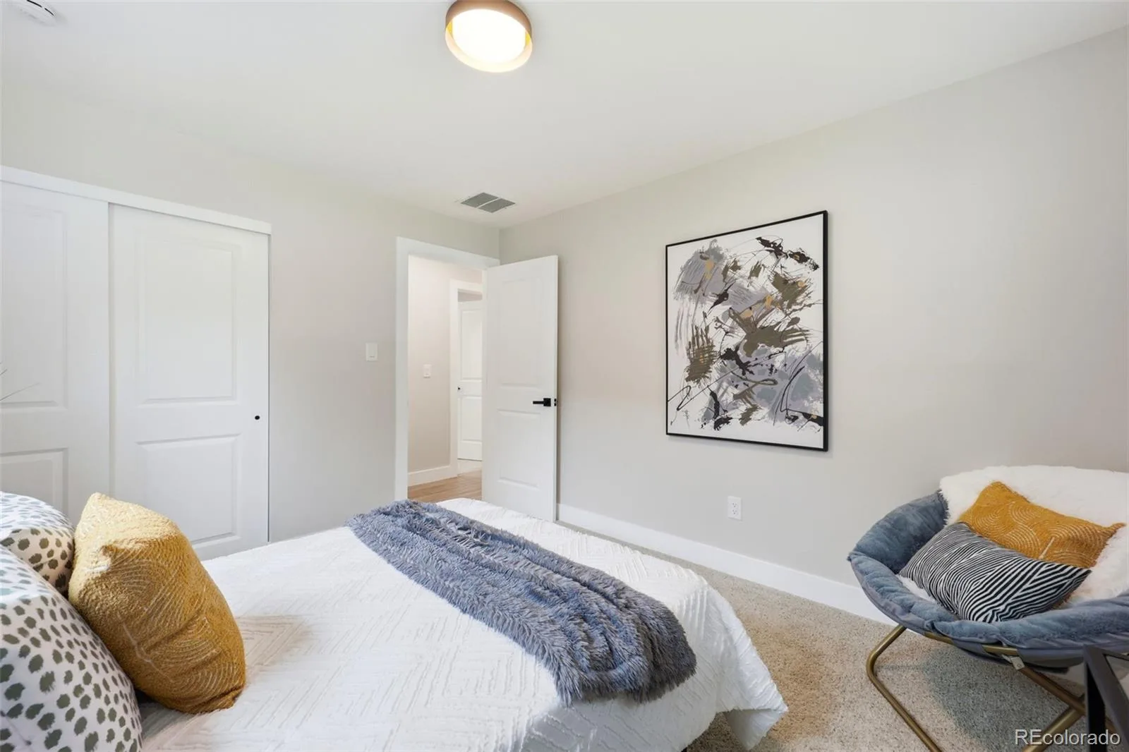 3831 S Hillcrest Drive Denver CO 80237 | MLS #REC3291525 08052026232902 1600 25