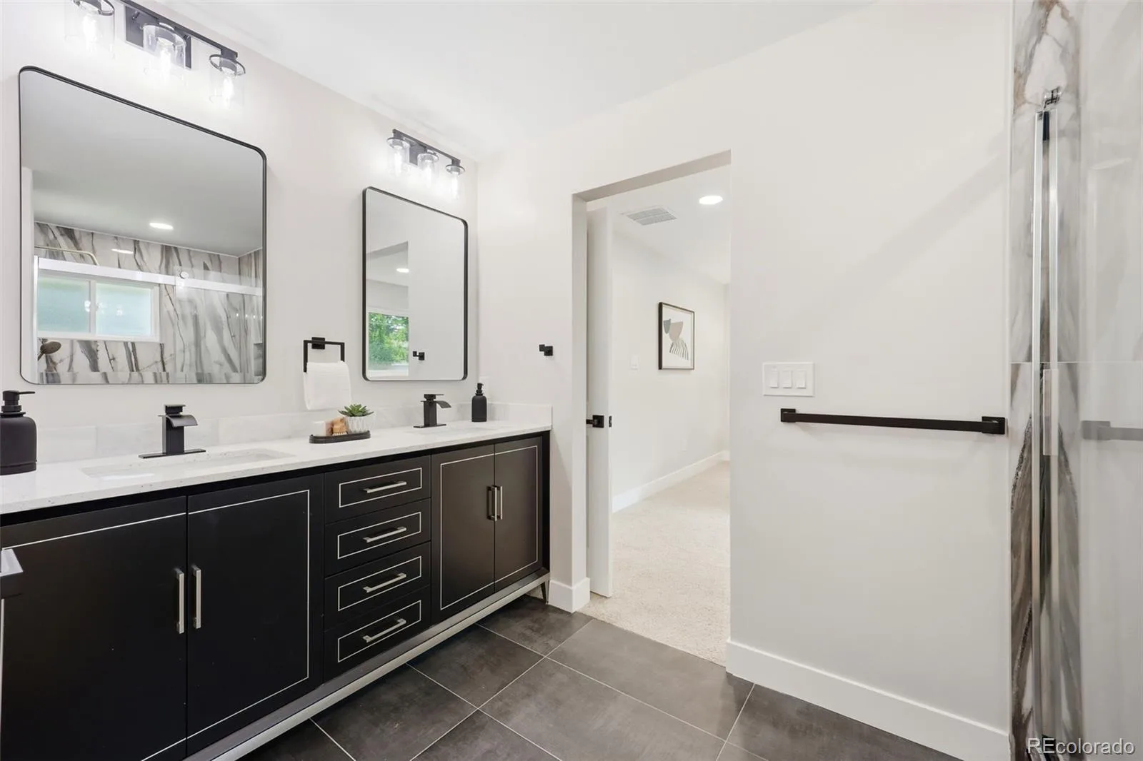 3831 S Hillcrest Drive Denver CO 80237 | MLS #REC3291525 08052026232902 1600 30