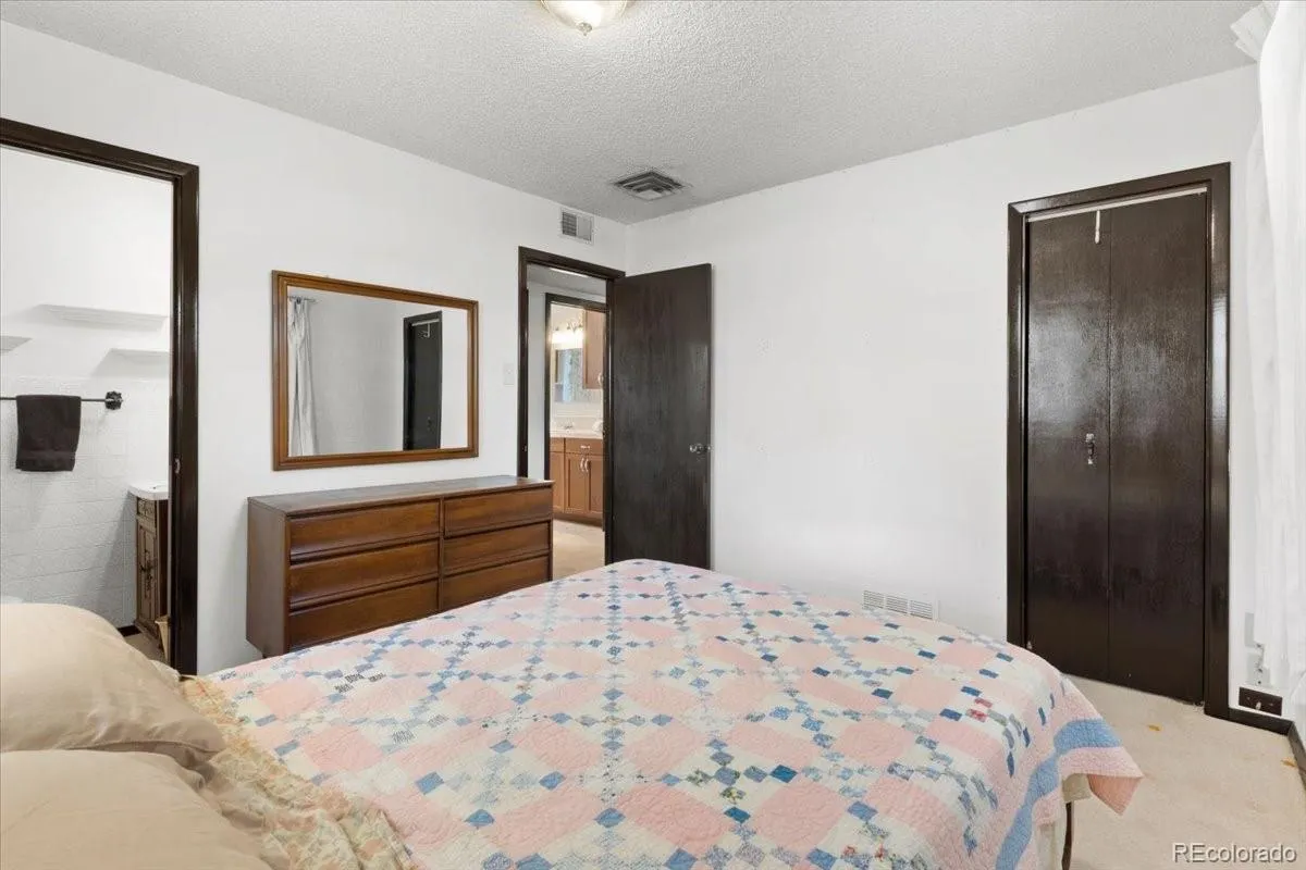 1209 Xanadu Street Aurora CO 80011 MLS #REC3292622 04172026175220 1200 11