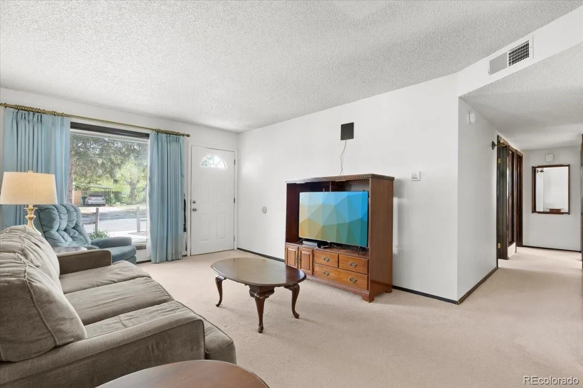 1209 Xanadu Street Aurora CO 80011 MLS #REC3292622 04172026175220 1200 6
