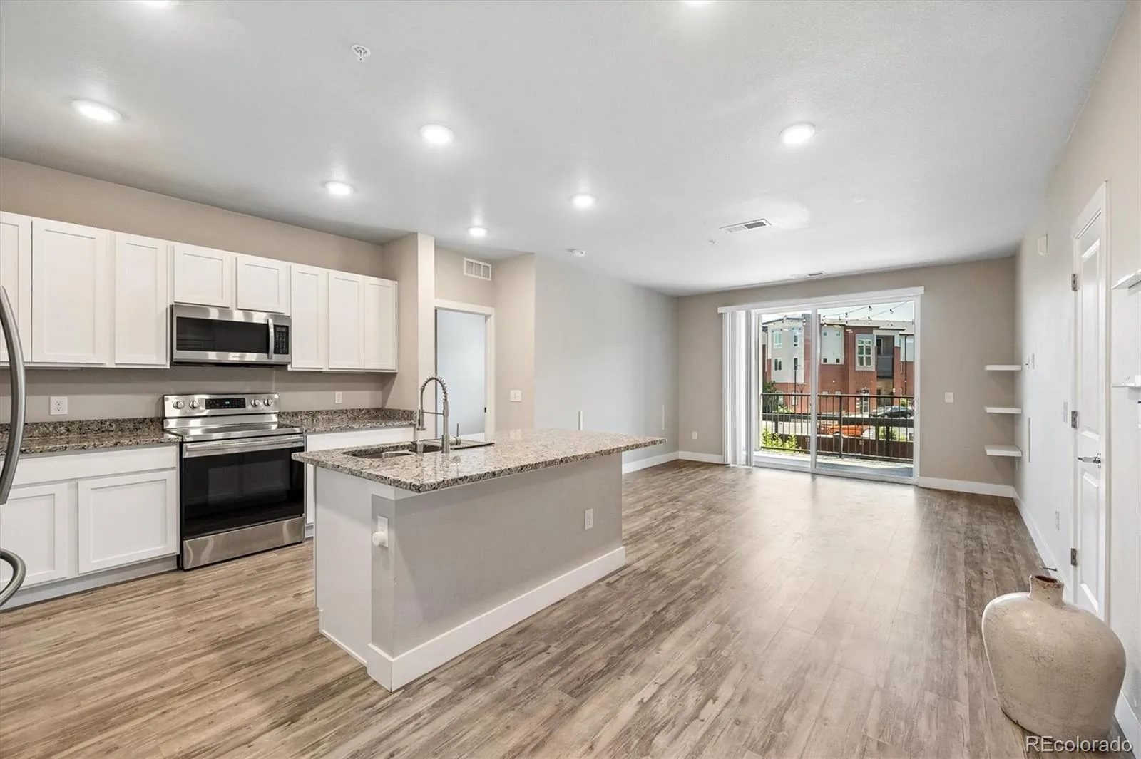 14331 E Tennessee Avenue #206 Aurora CO 80012 | MLS #REC3293253 07172026201815 1600 1