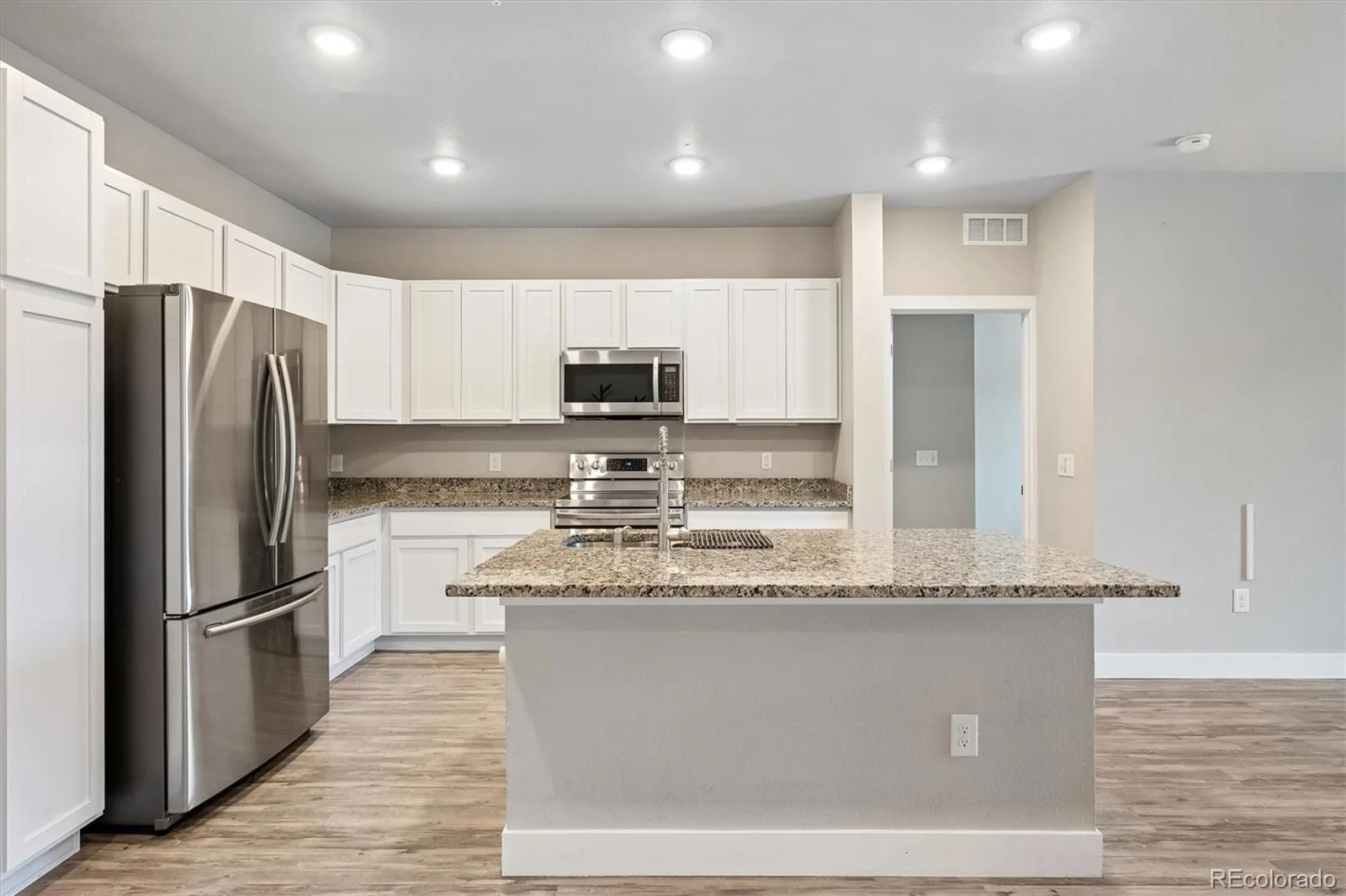 14331 E Tennessee Avenue #206 Aurora CO 80012 | MLS #REC3293253 07172026201815 1600 2