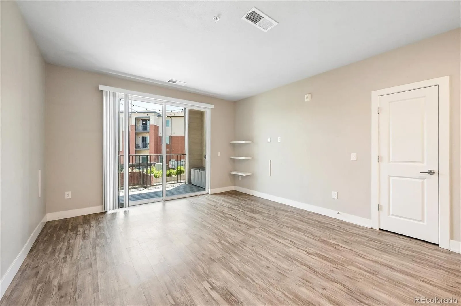 14331 E Tennessee Avenue #206 Aurora CO 80012 | MLS #REC3293253 07172026201815 1600 8