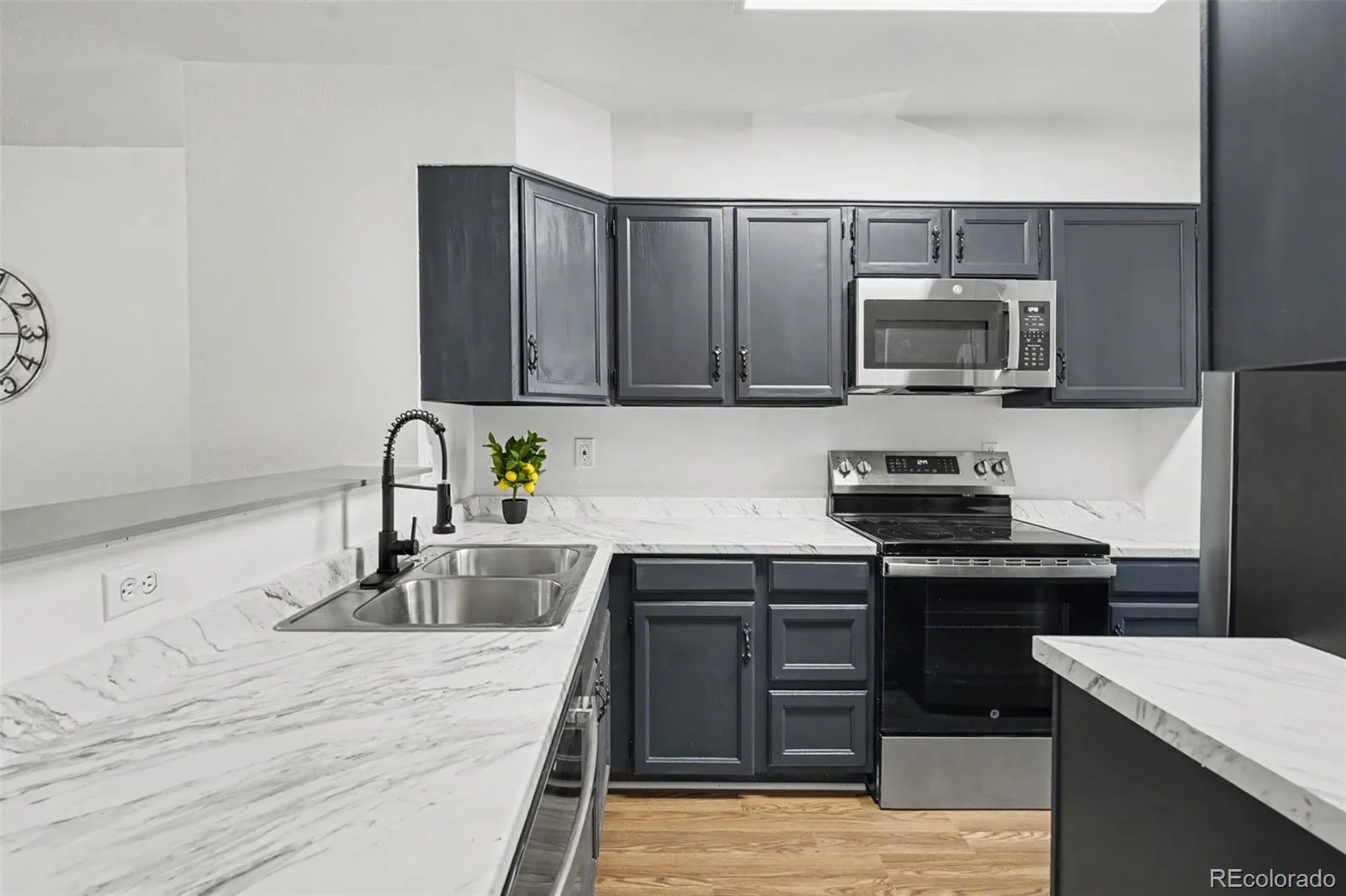 11955 E Ford Drive Aurora CO 80012 | MLS #REC3293658 06162026150737 1600 13