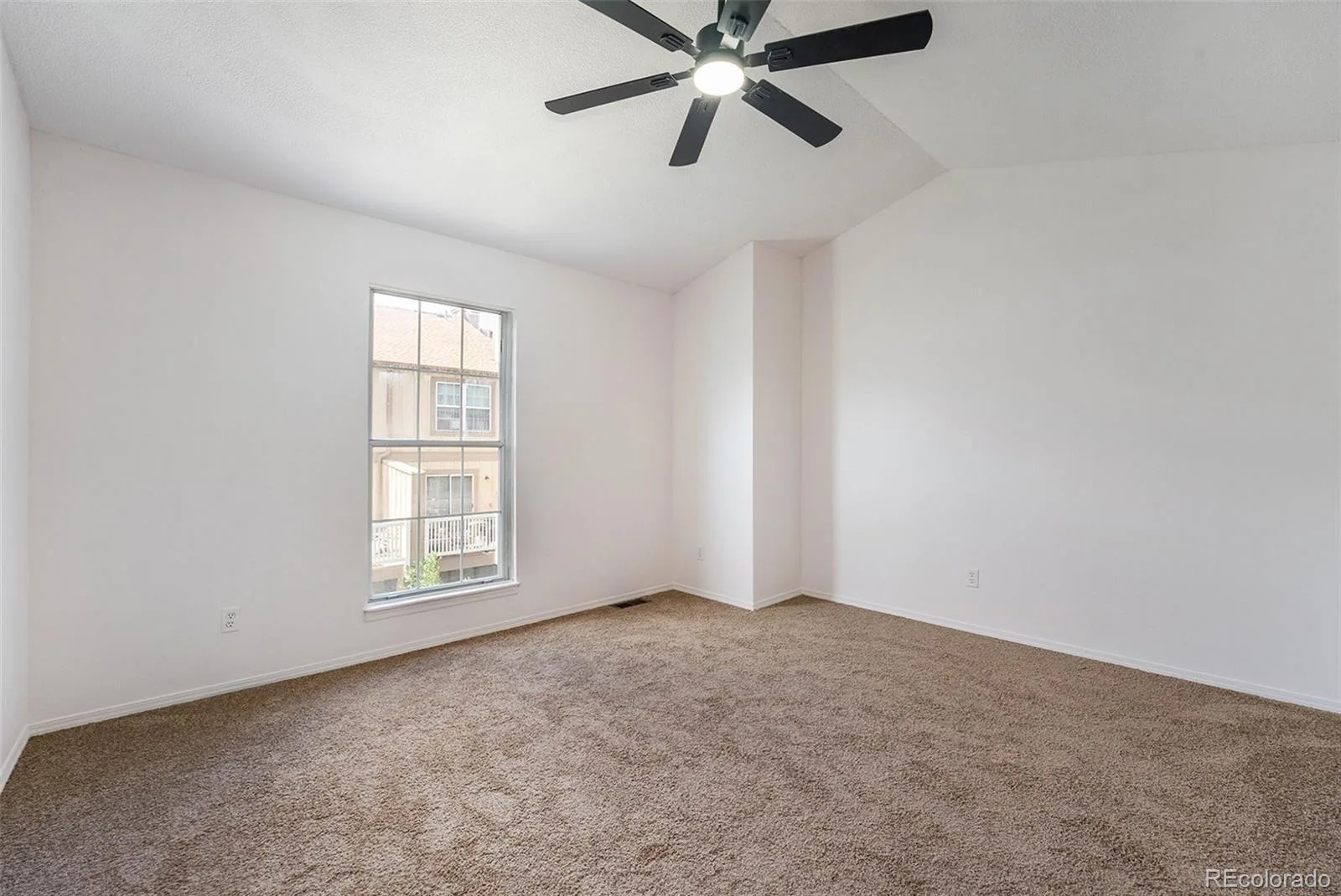 11955 E Ford Drive Aurora CO 80012 | MLS #REC3293658 06162026150737 1600 18