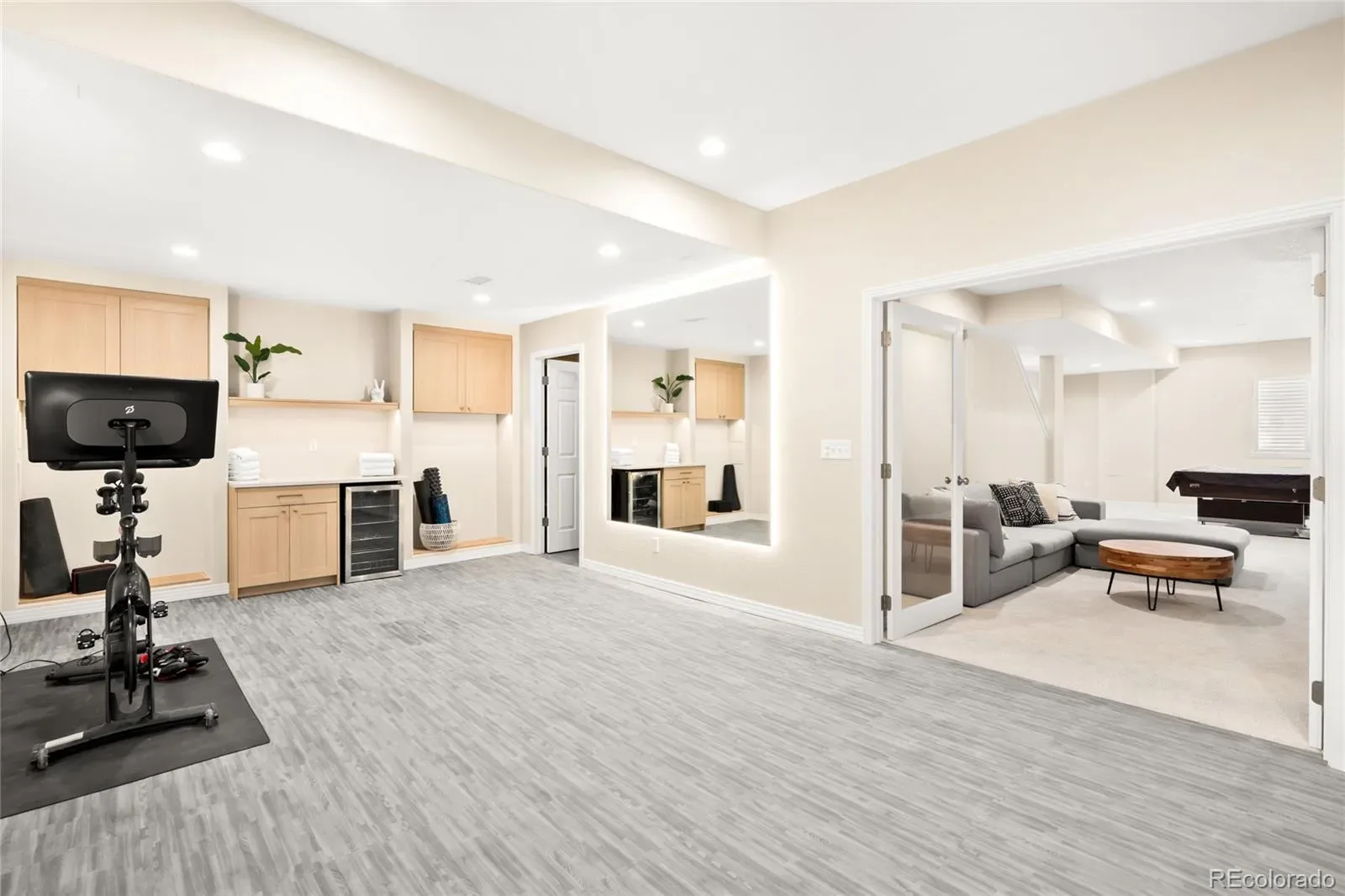 03122026011057 1600 40