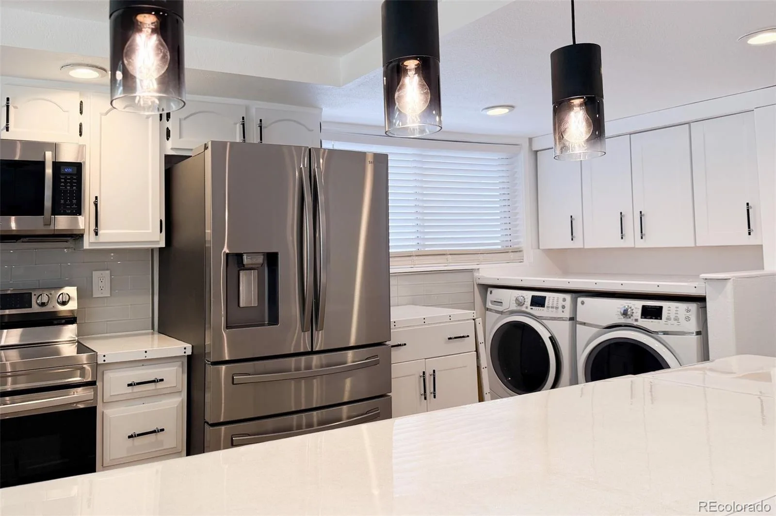 3719 E MISSION PARKWAY Aurora CO 80013 | MLS #REC3298235 10102026053017 1600 12