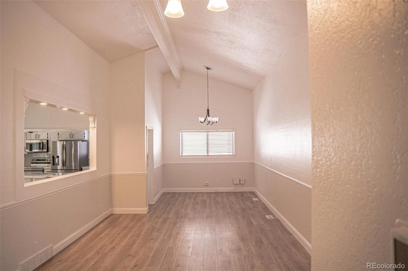 3719 E MISSION PARKWAY Aurora CO 80013 | MLS #REC3298235 10102026053017 1600 2