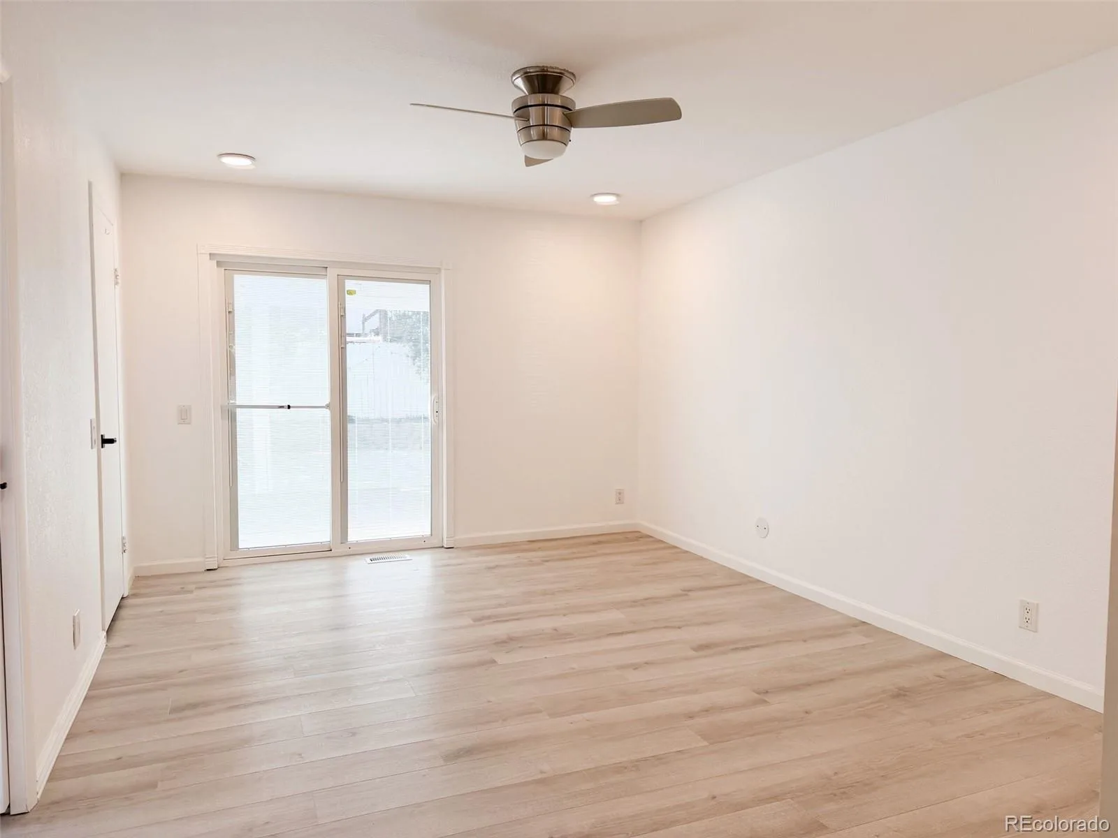 3719 E MISSION PARKWAY Aurora CO 80013 | MLS #REC3298235 10102026053017 1600 26