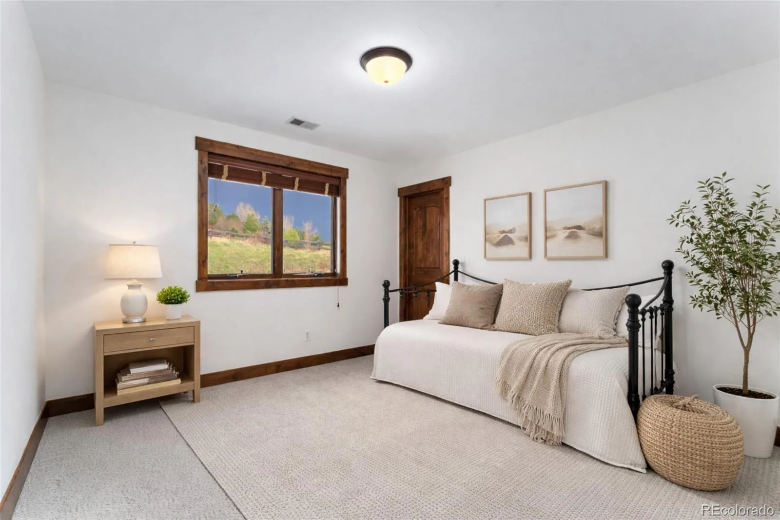 3048 Starling Court Castle Rock CO 80109 | MLS #REC3298405 06092026154804 1600 15
