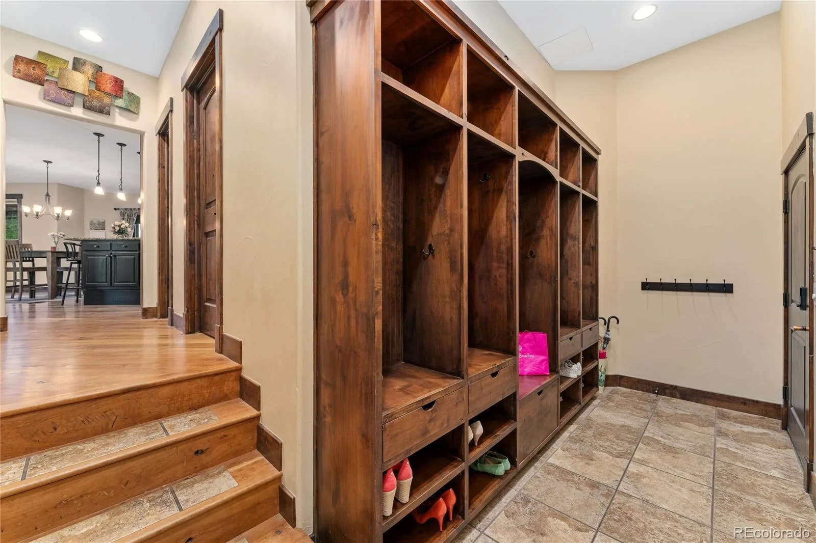 3048 Starling Court Castle Rock CO 80109 | MLS #REC3298405 06092026154804 1600 16