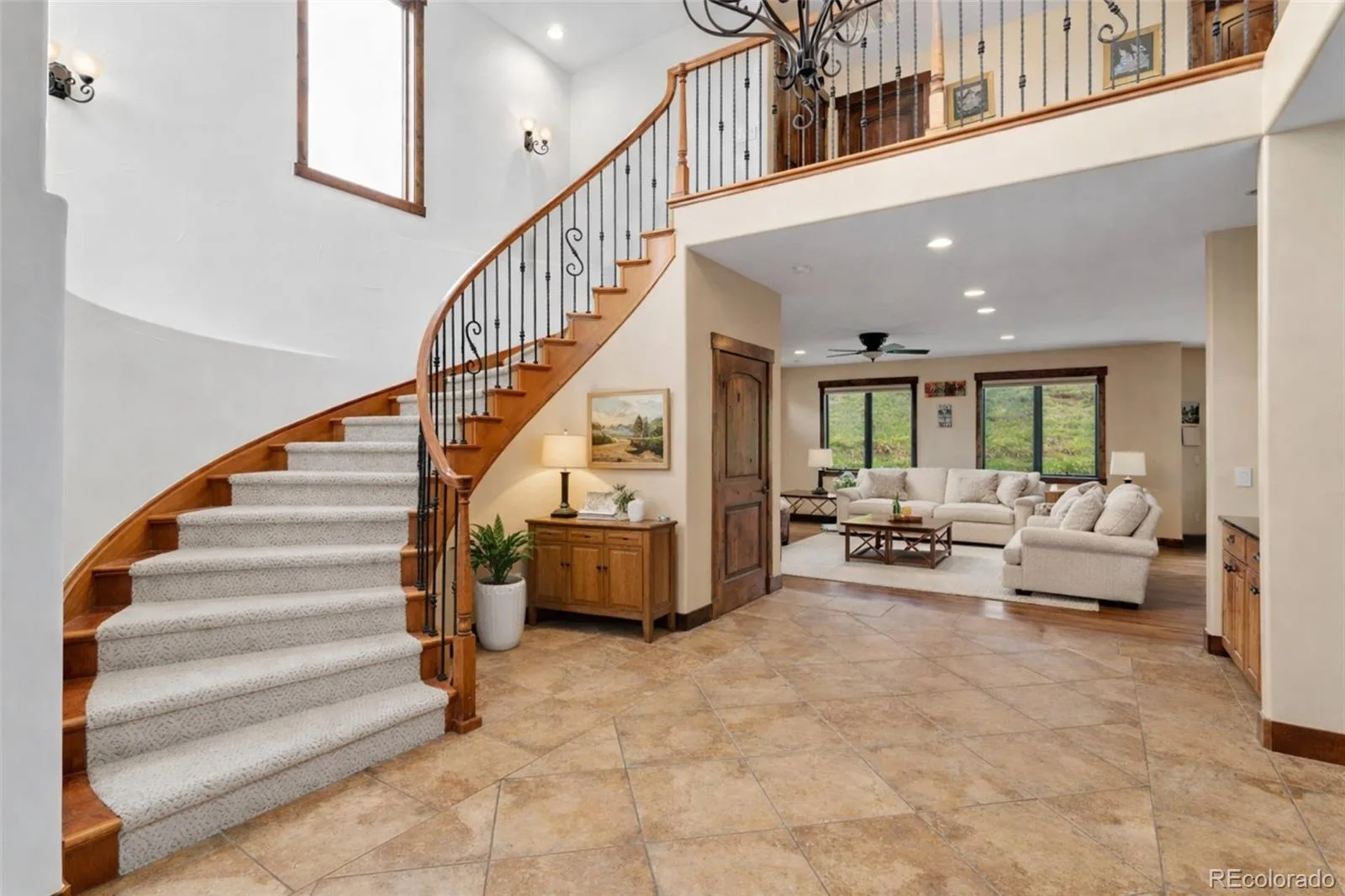 3048 Starling Court Castle Rock CO 80109 | MLS #REC3298405 06092026154804 1600 6