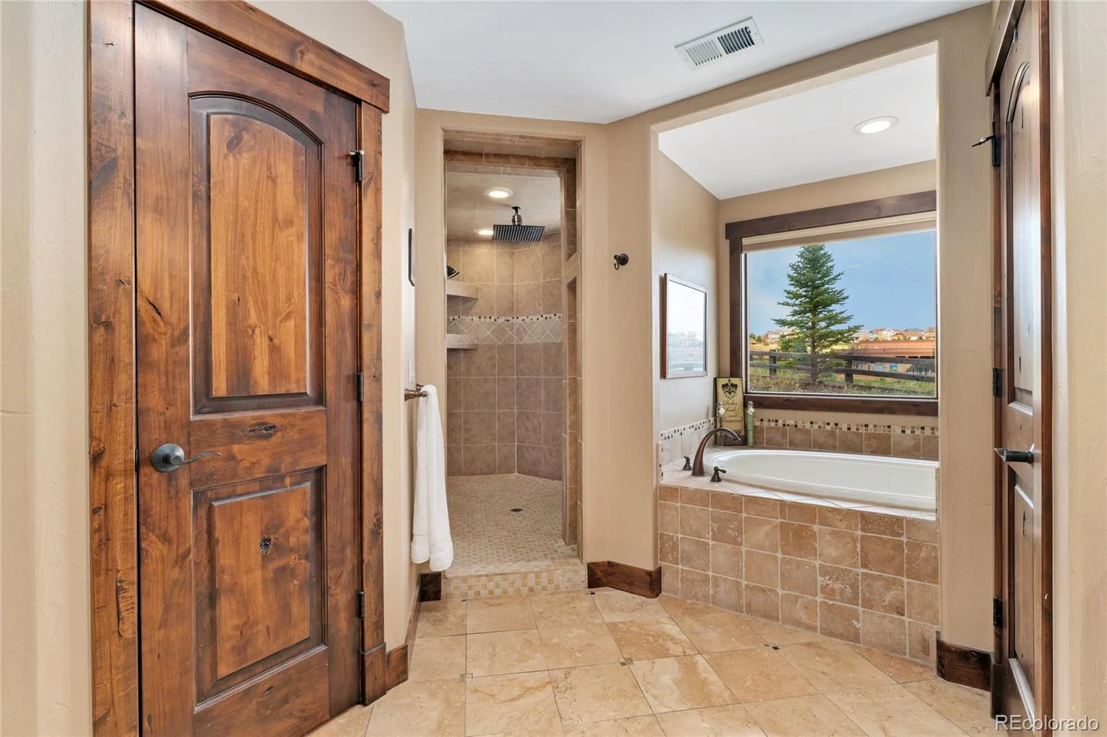 3048 Starling Court Castle Rock CO 80109 | MLS #REC3298405 06092026154804 1600 9