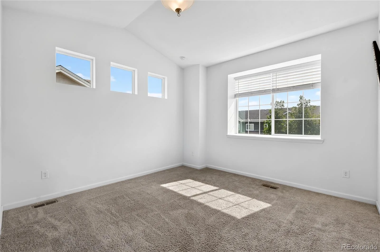 14700 E 104th Avenue #1406 Commerce City CO 80022 | MLS #REC3302519 08142026235651 1600 14