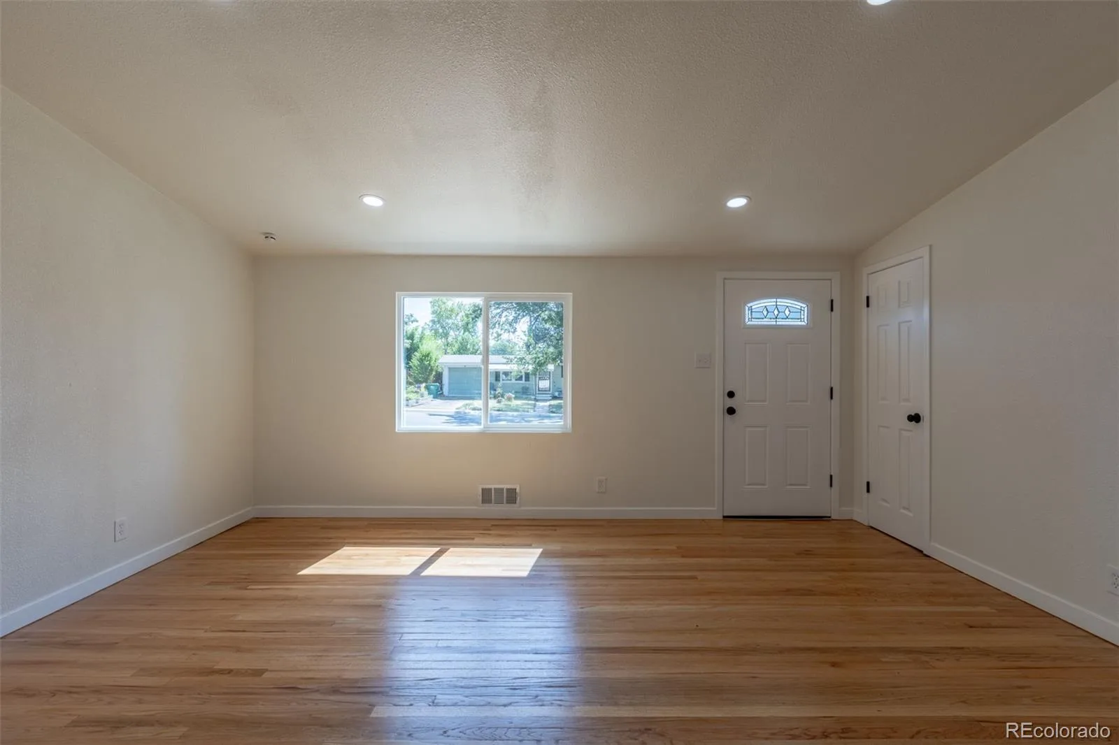 7819 Applewood Lane Denver CO 80221 | MLS #REC3302932 07262026045431 1600 10