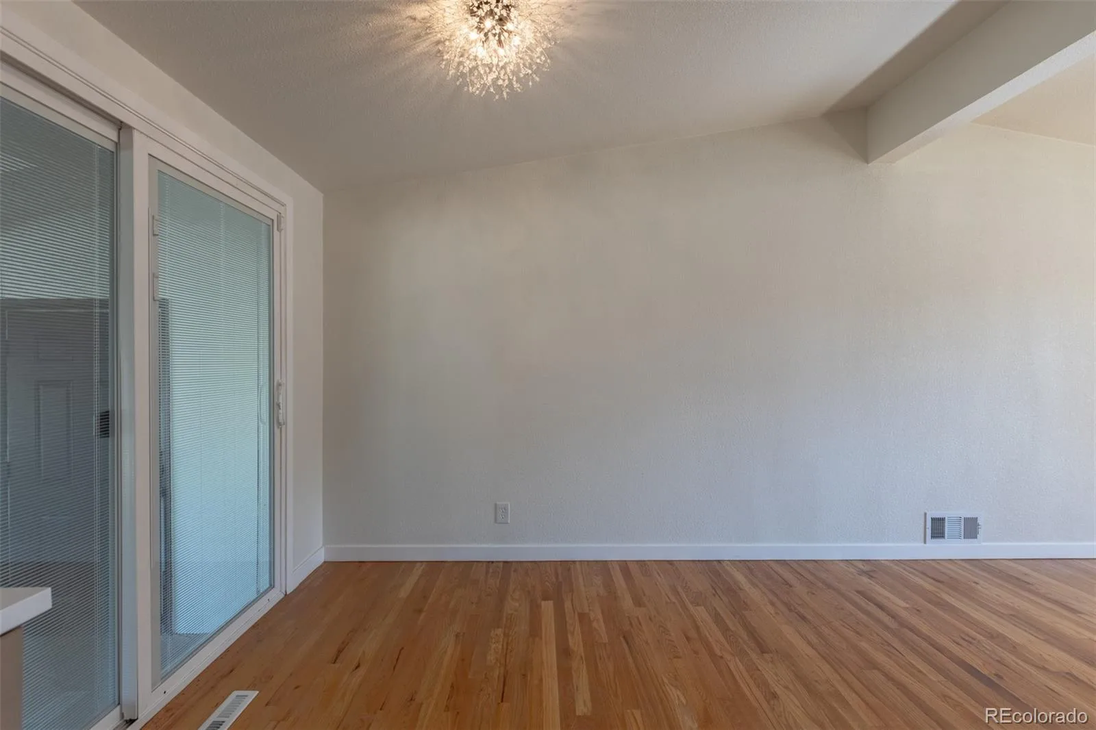 7819 Applewood Lane Denver CO 80221 | MLS #REC3302932 07262026045431 1600 17