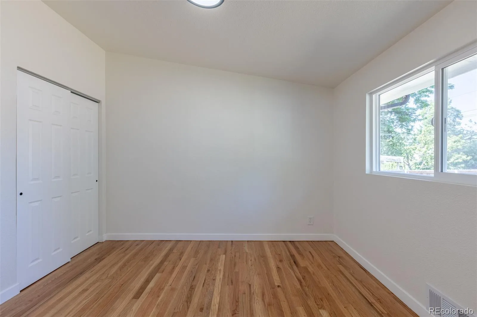 7819 Applewood Lane Denver CO 80221 | MLS #REC3302932 07262026045431 1600 25