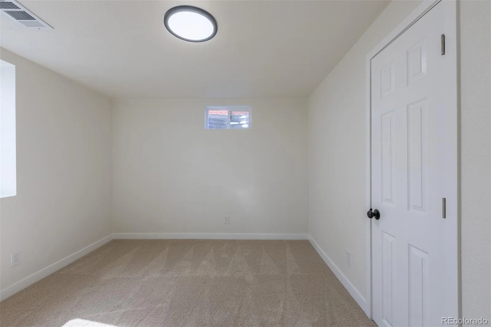7819 Applewood Lane Denver CO 80221 | MLS #REC3302932 07262026045431 1600 34