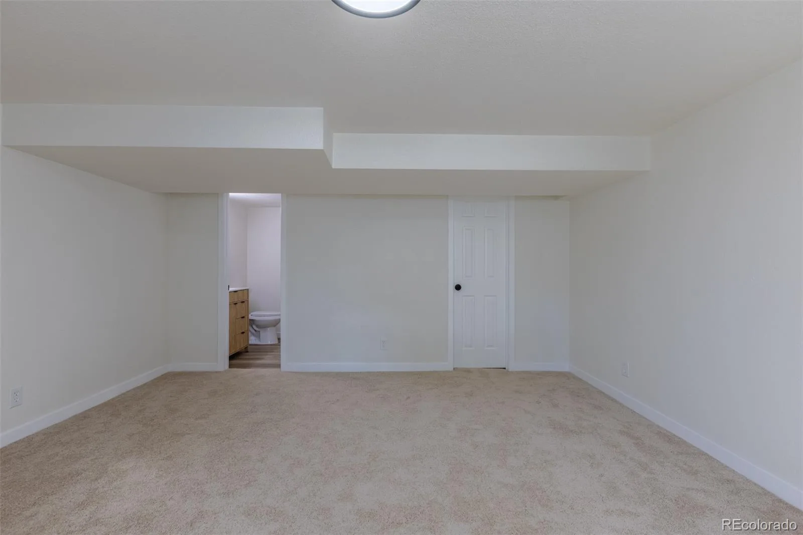 7819 Applewood Lane Denver CO 80221 | MLS #REC3302932 07262026045431 1600 37