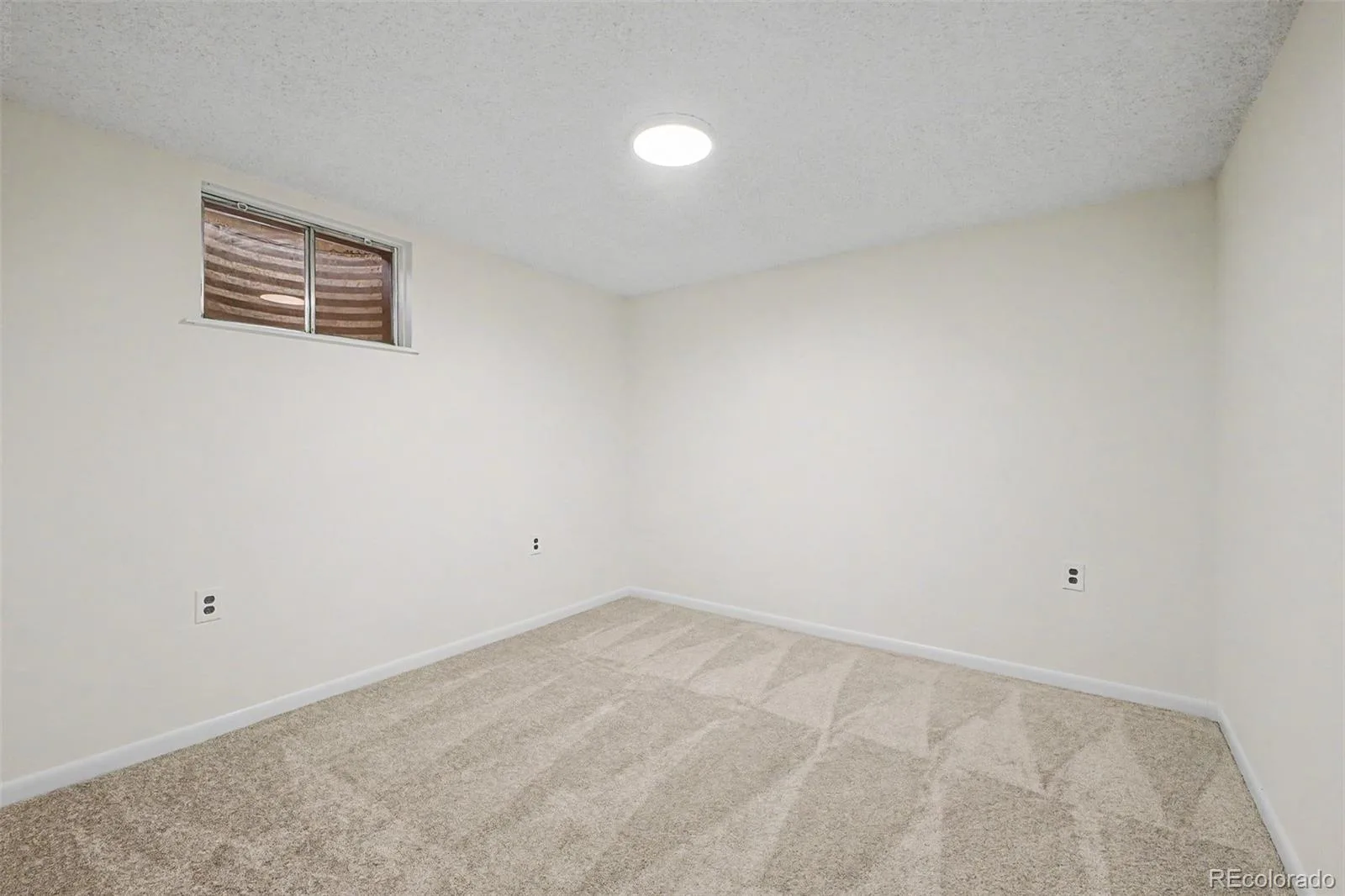 7682 Jay Court Arvada CO 80003 MLS #REC3305594 07032026205252 1600 24