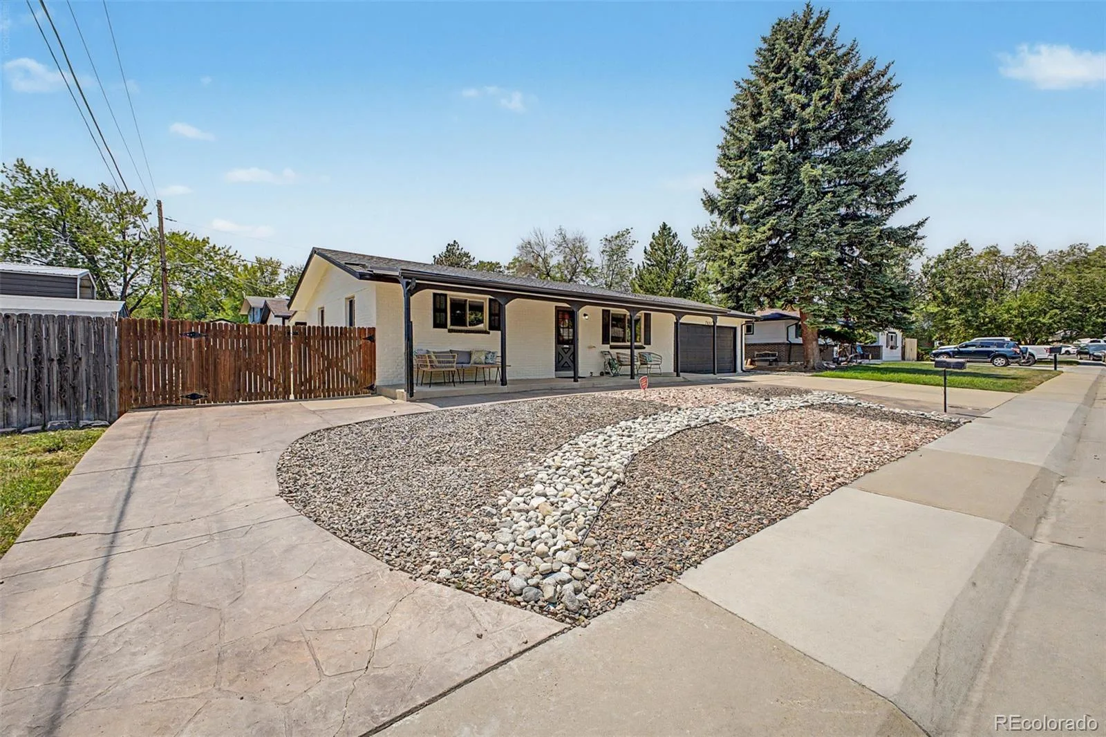 7682 Jay Court Arvada CO 80003 MLS #REC3305594 07032026205252 1600 3