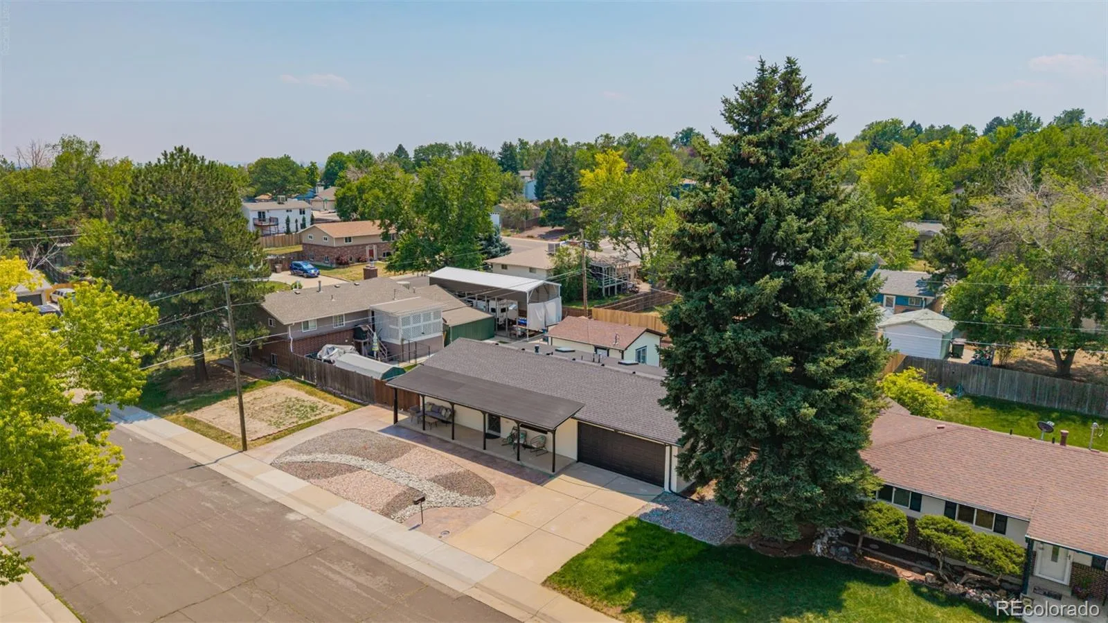 7682 Jay Court Arvada CO 80003 MLS #REC3305594 07032026205252 1600 39