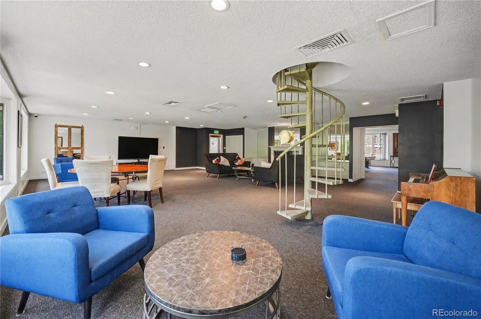 555 E 10th Avenue #211 Denver CO 80203 MLS #REC3305988 04212026170915 1600 17