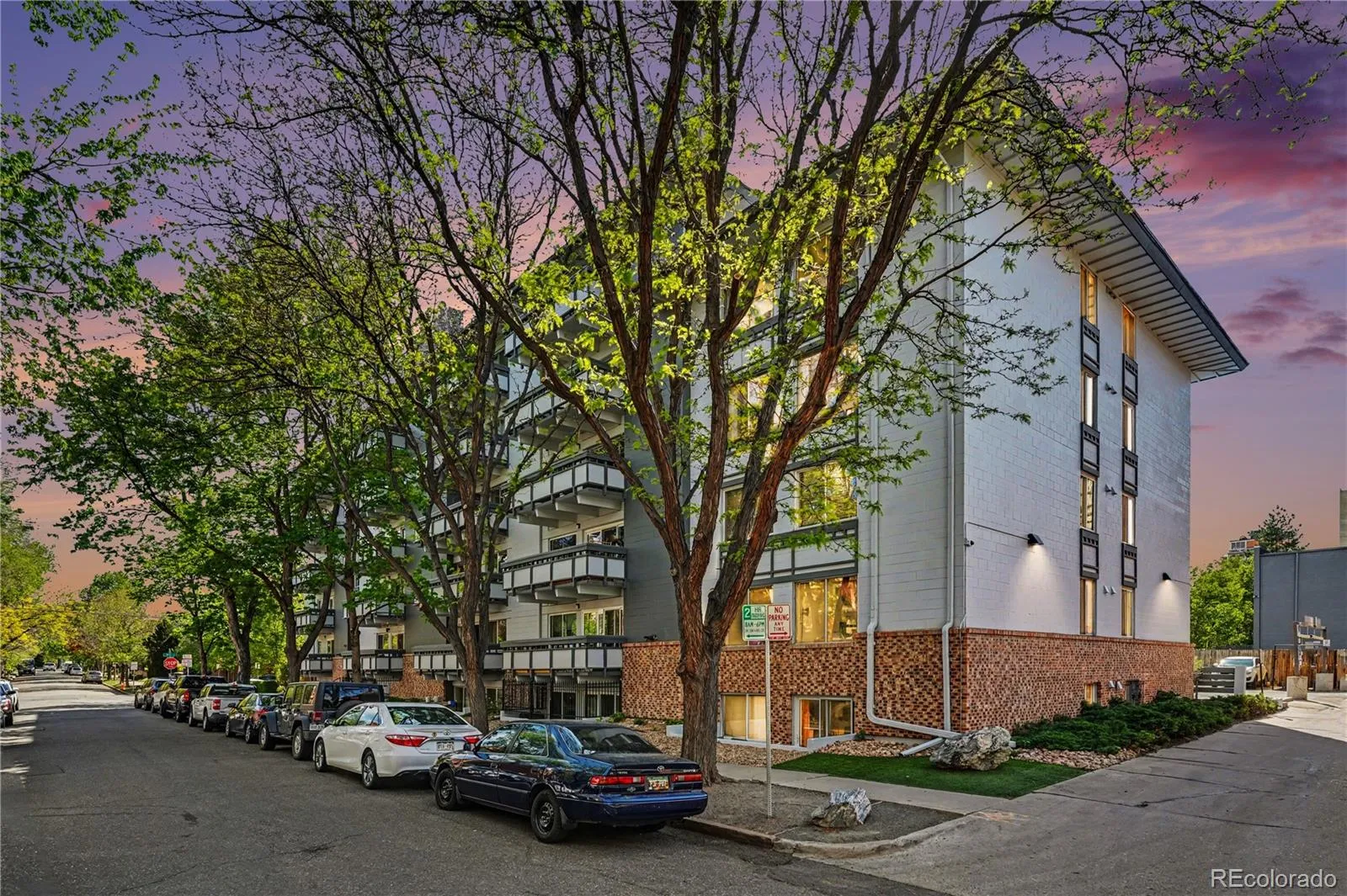 555 E 10th Avenue #211 Denver CO 80203 MLS #REC3305988 04212026170915 1600 3