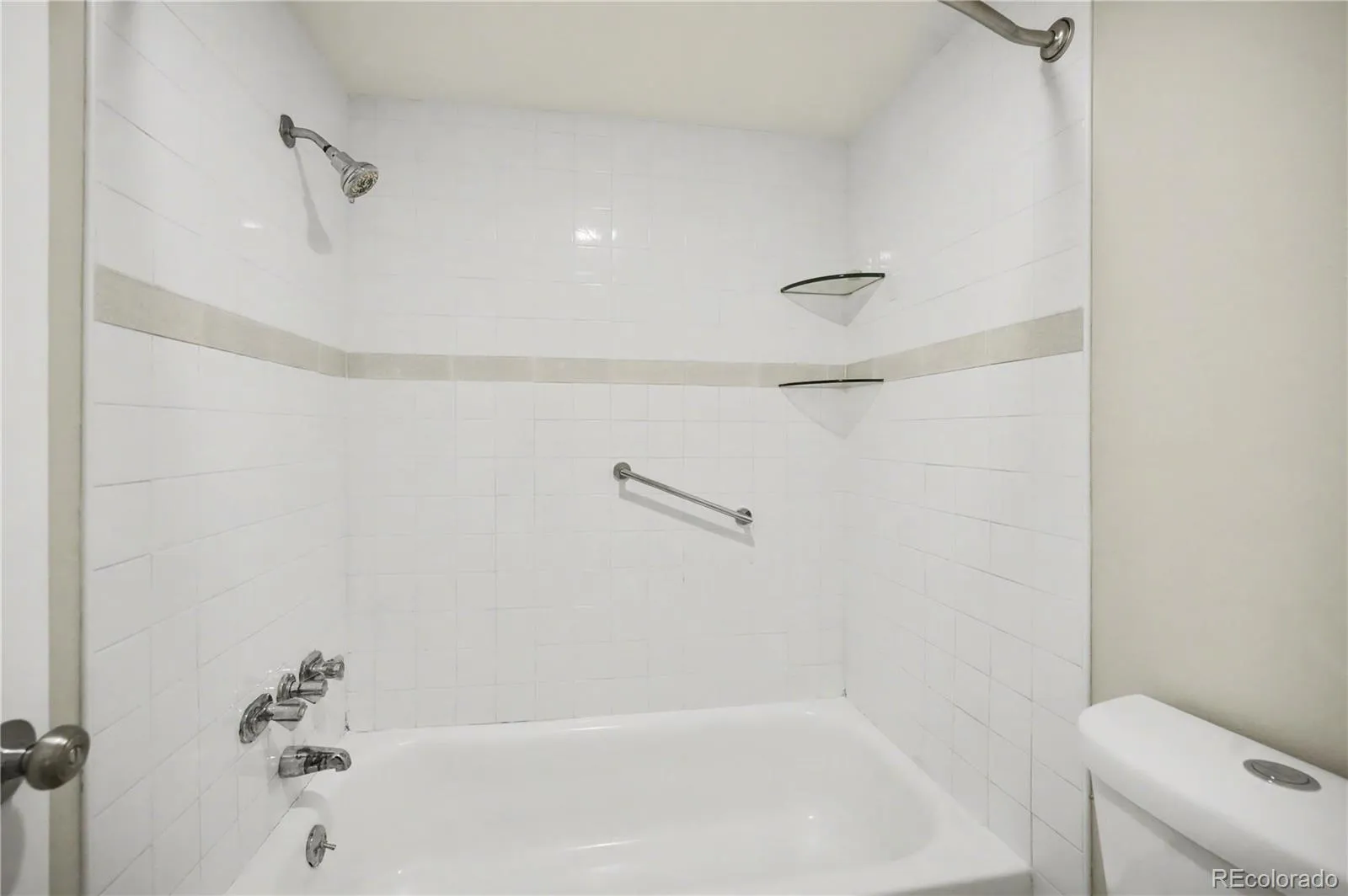 555 E 10th Avenue #211 Denver CO 80203 MLS #REC3305988 04212026170915 1600 8