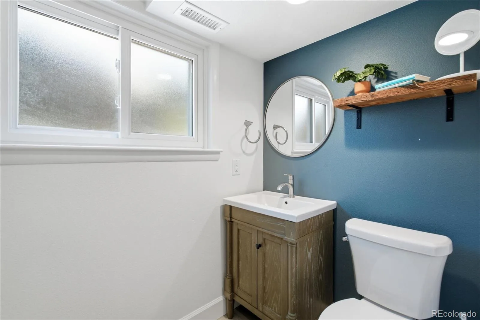 2409 W Quinn Avenue Littleton CO 80120 | MLS #REC3307335 08282026185821 1600 30