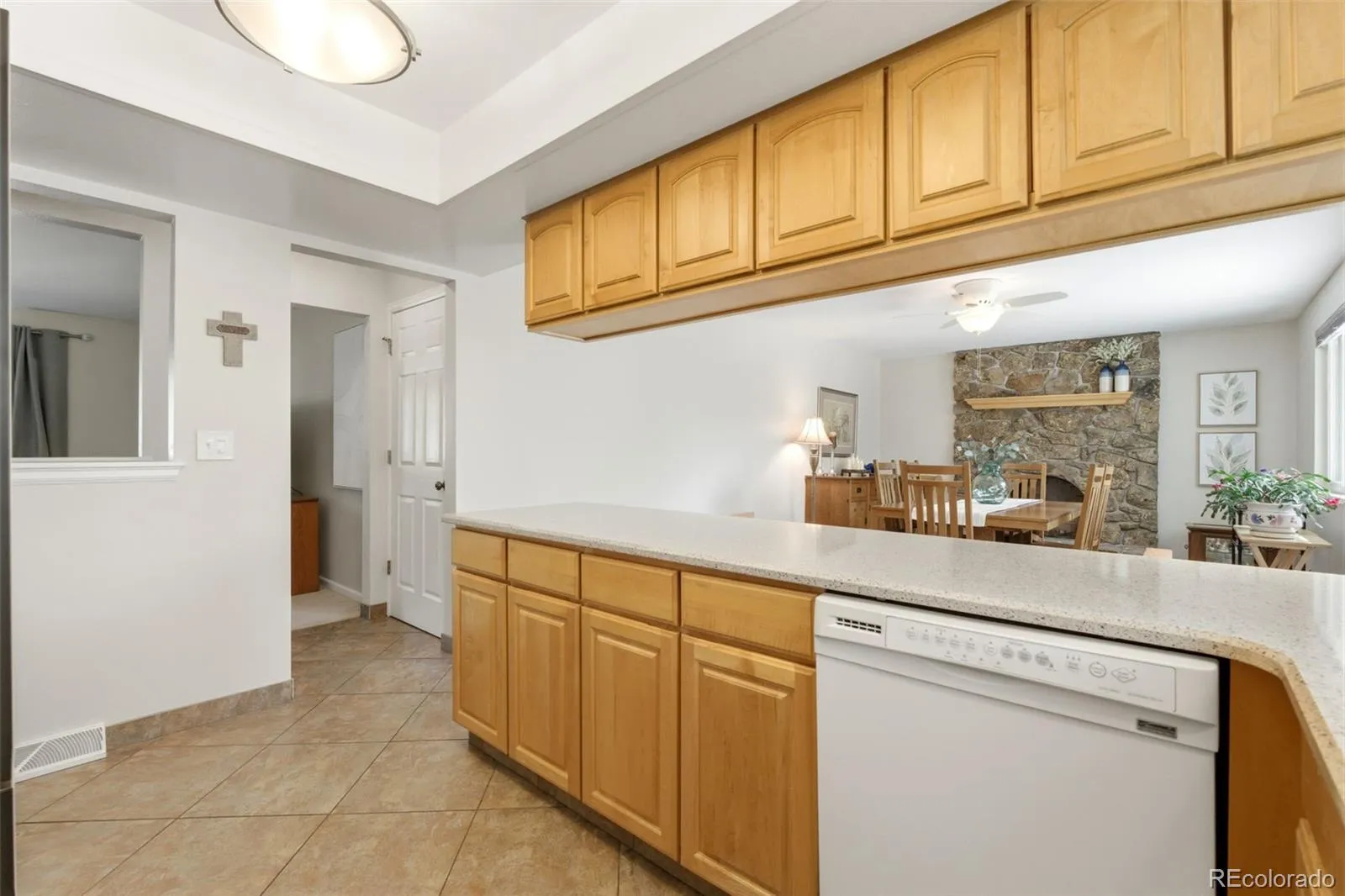7053 Taft Street Arvada CO 80004 MLS #REC3307760 04242026003950 1600 10