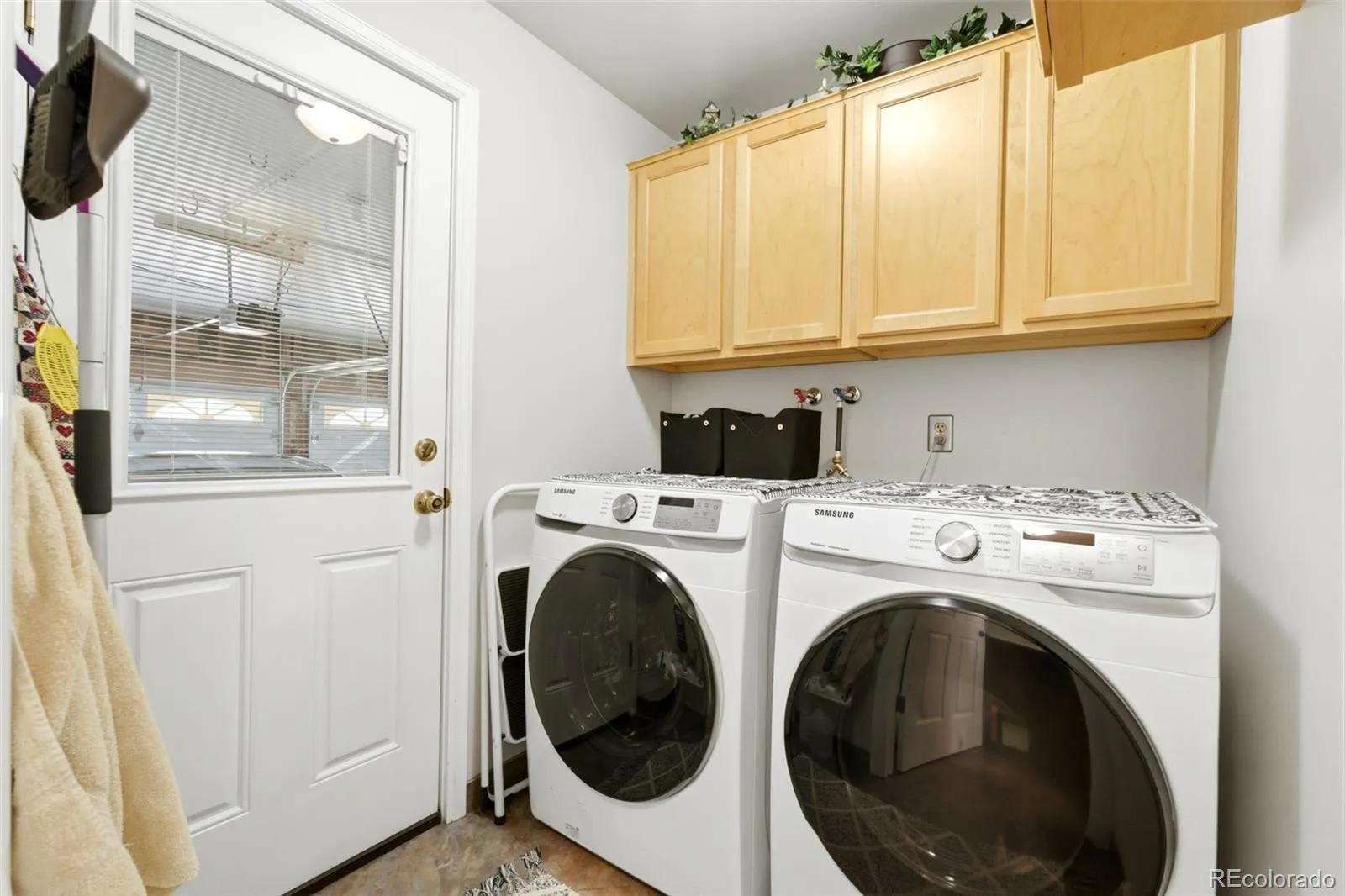 7053 Taft Street Arvada CO 80004 MLS #REC3307760 04242026003950 1600 24