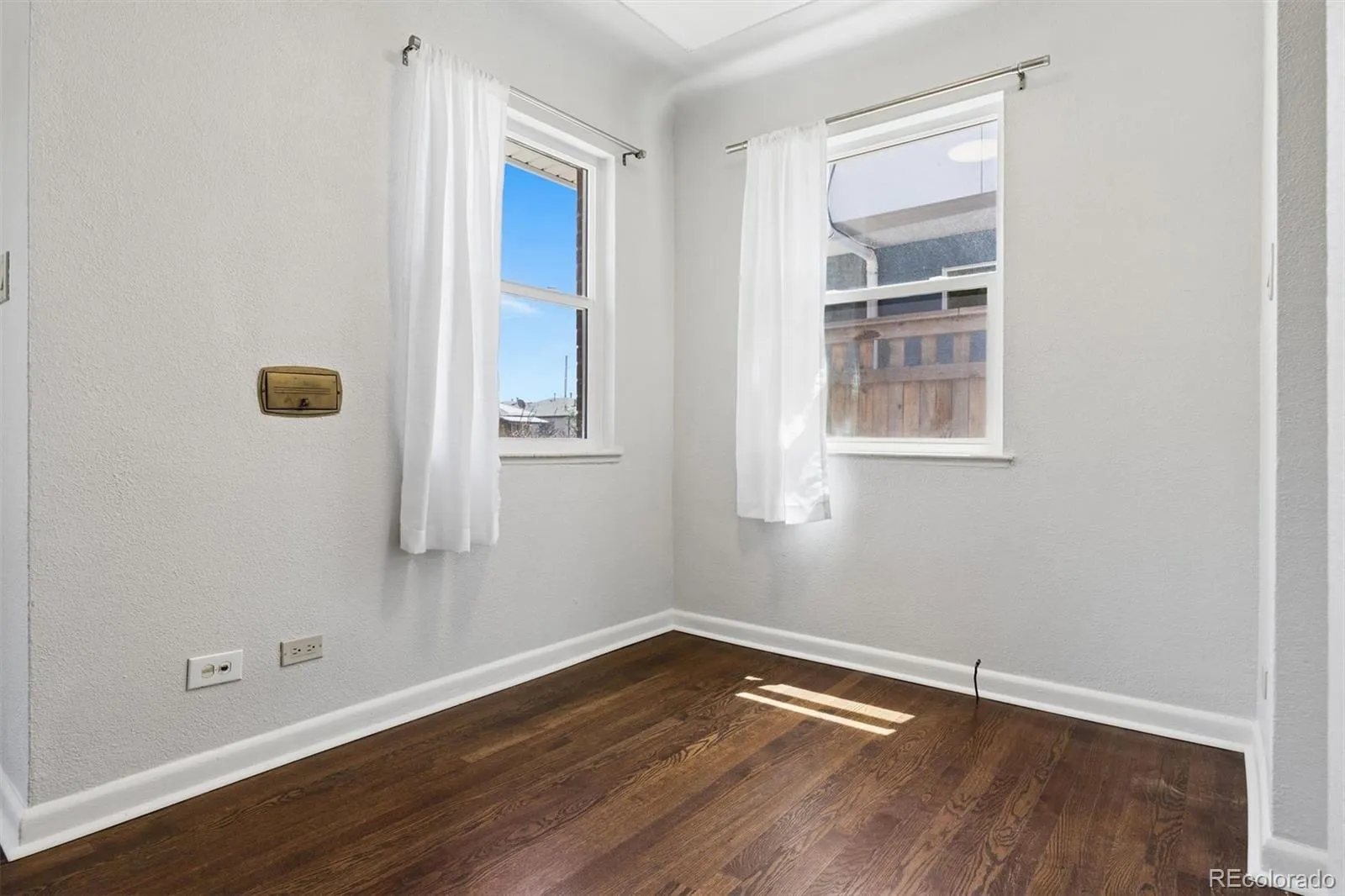 1335 Wolff Street Denver CO 80204 MLS #REC3309525 05192026165537 1600 13