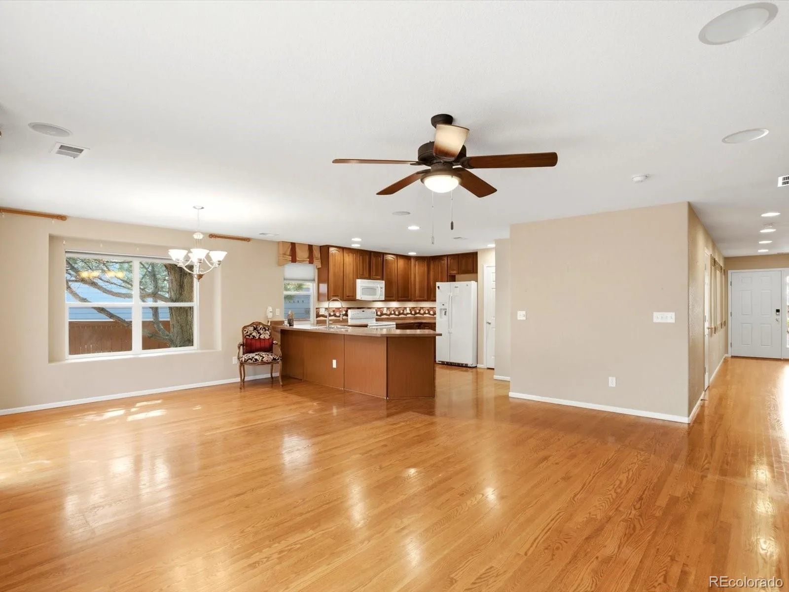 16082 E 105th Court Commerce City CO 80022 | MLS #REC3310178 08182026220501 1600 25