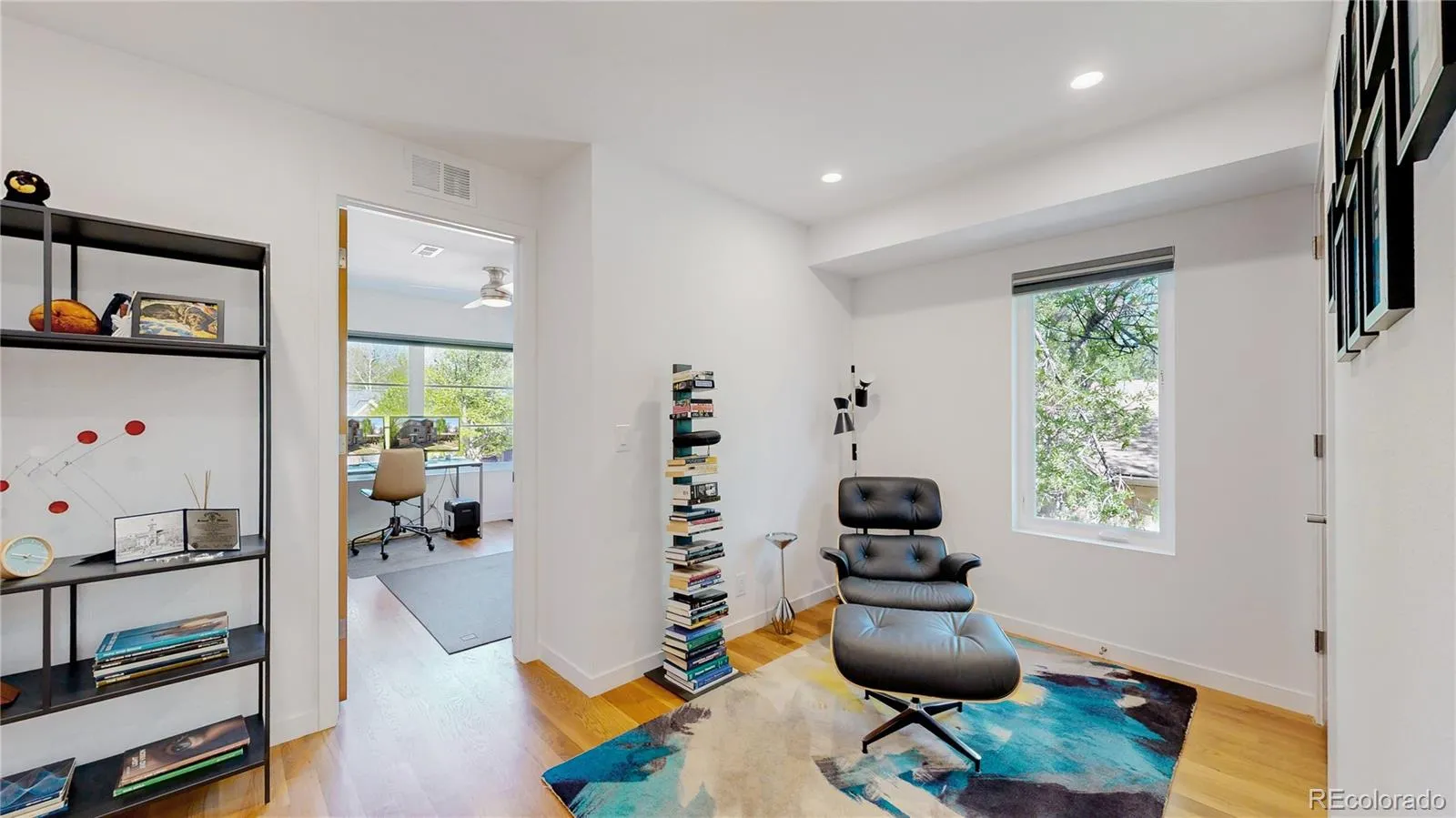 04142026212520 1600 10