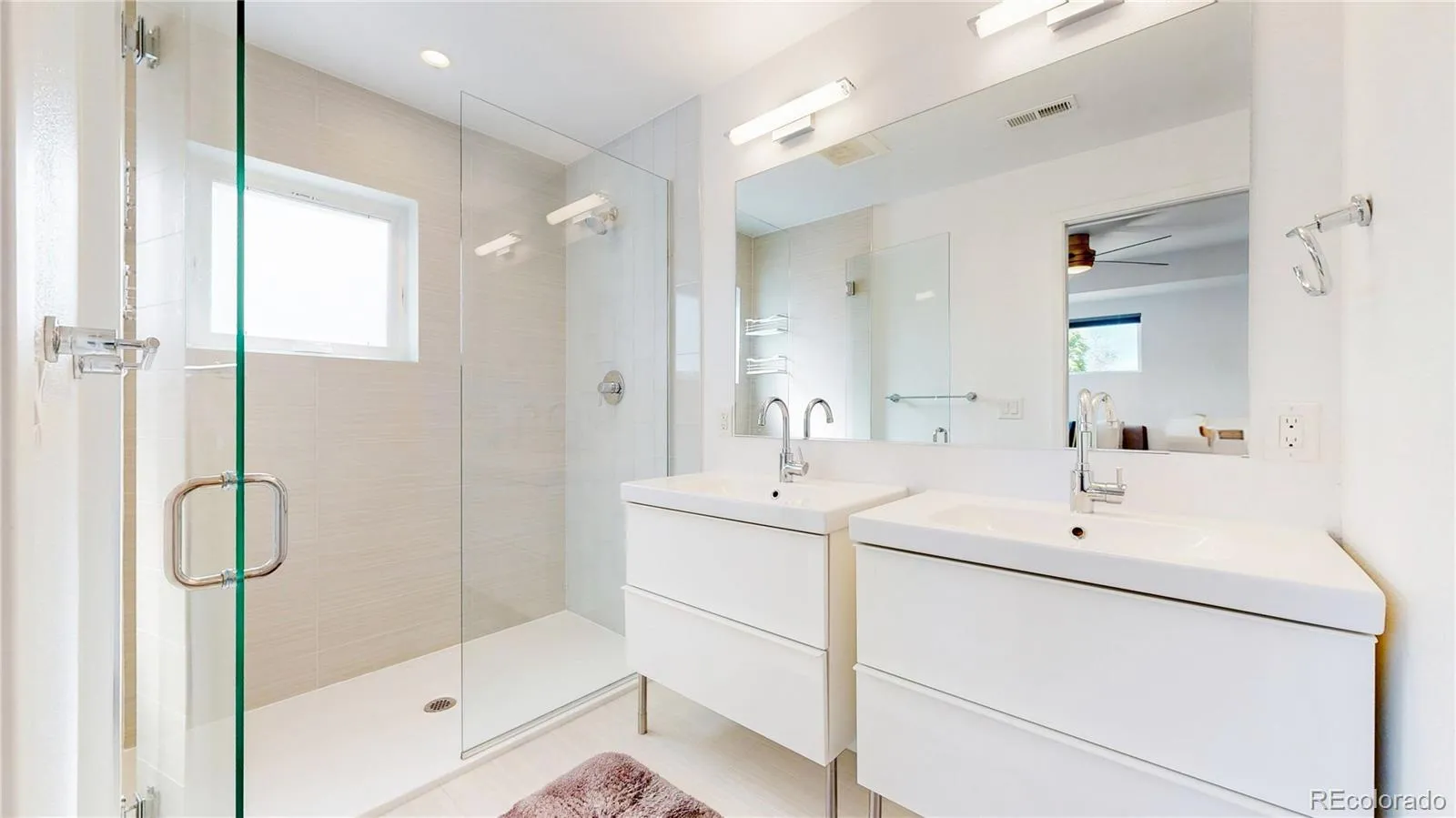 04142026212520 1600 16