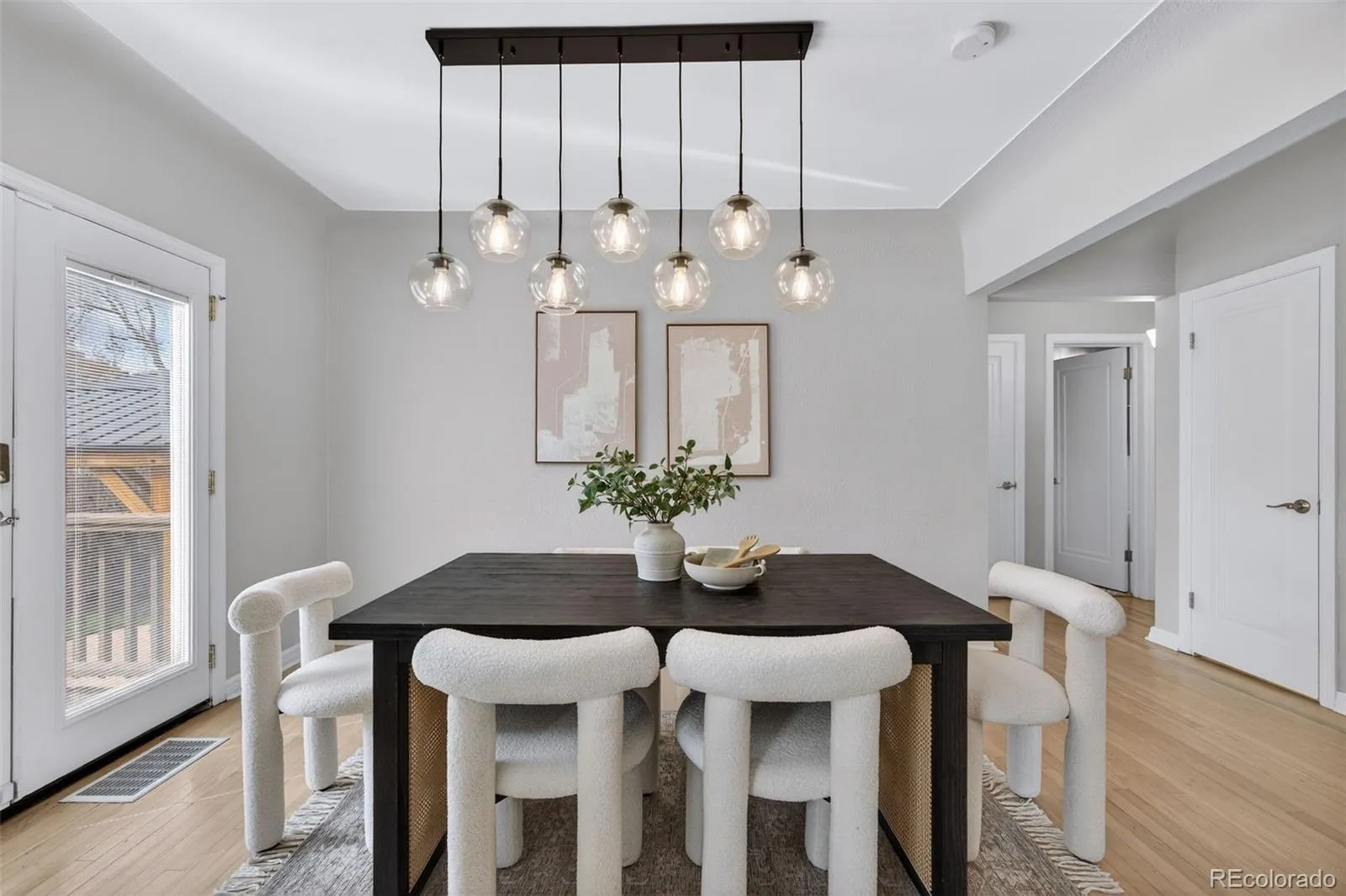 04092026215201 1600 11