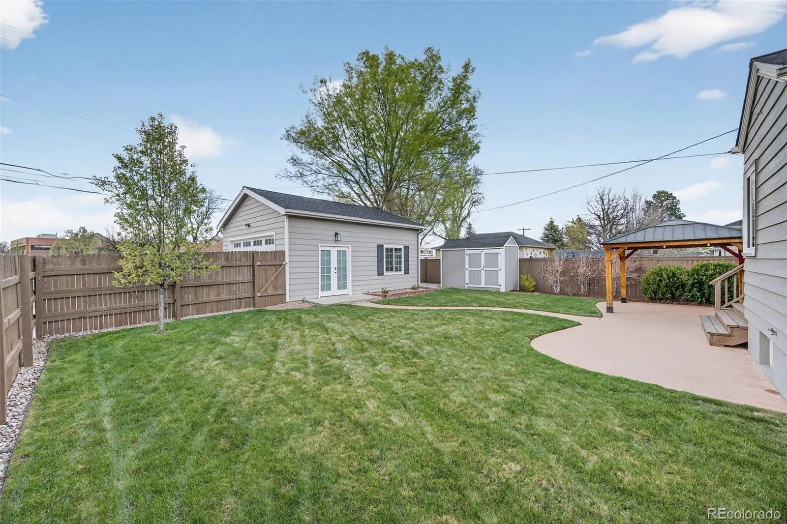 04092026215201 1600 37