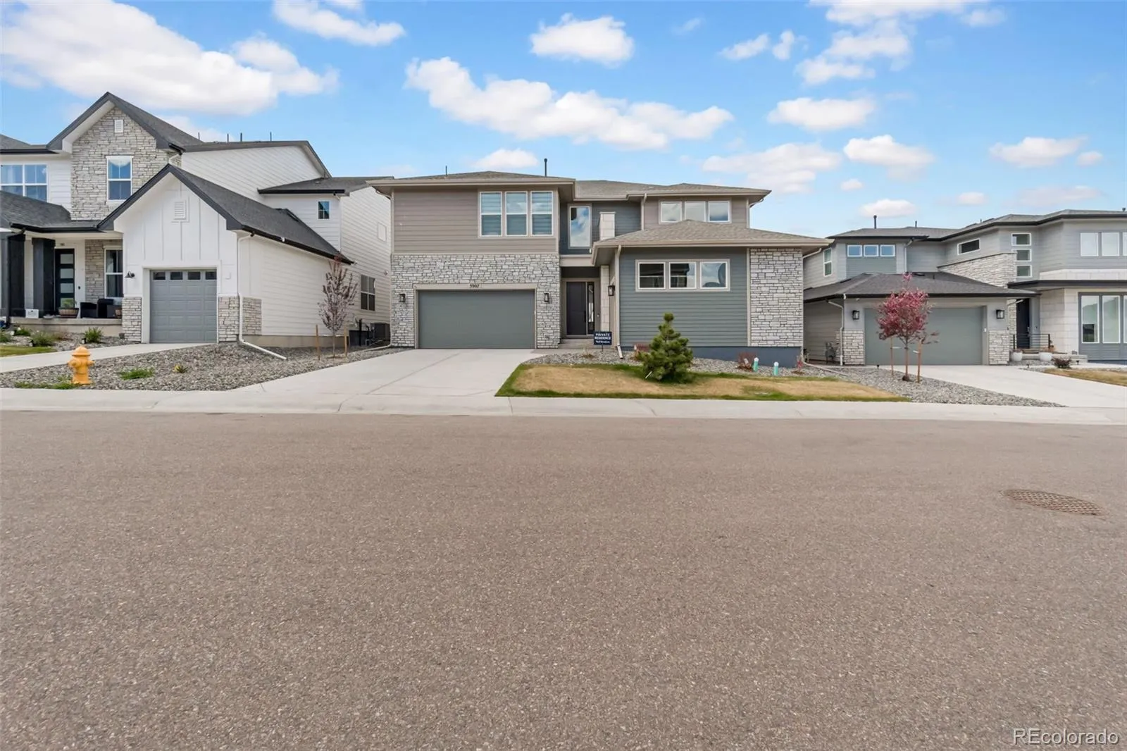 5907 Presidio Parkway Parker CO 80134 MLS #REC3317208 05052026035852 1600 34