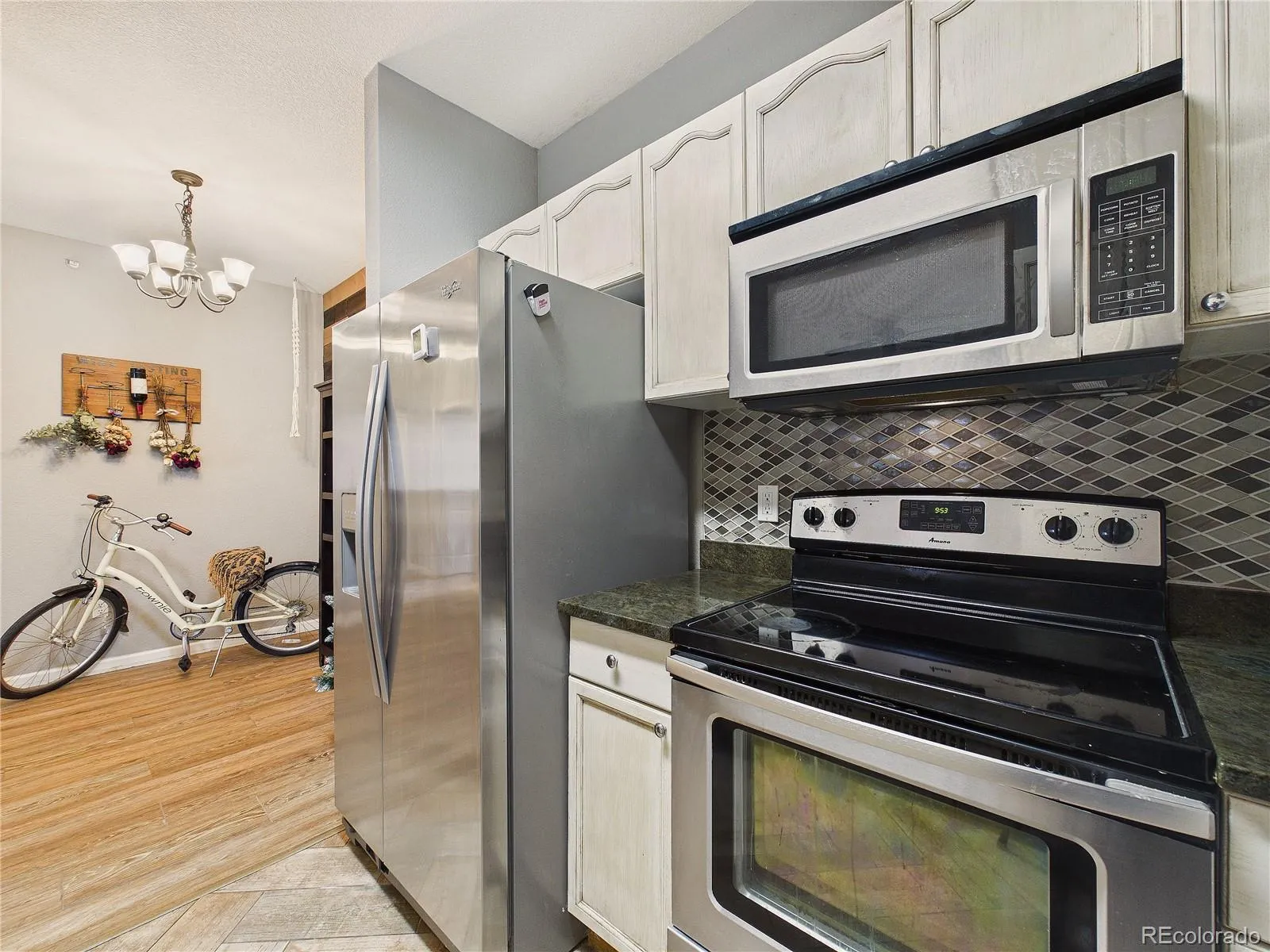 8389 S Independence Circle #11-204 Littleton CO 80128 MLS #REC3317991 04242026165408 1600 16