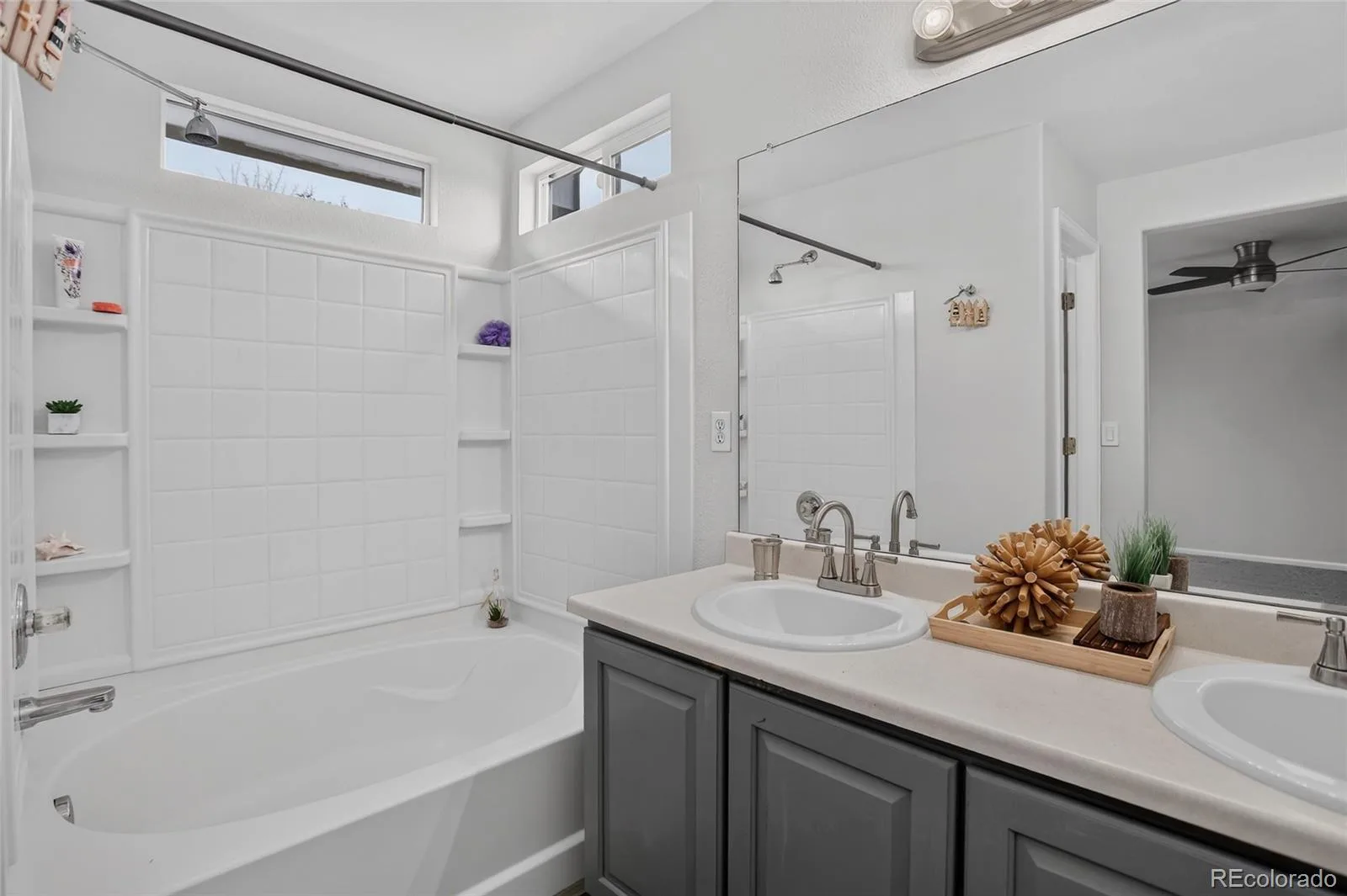 11421 Ebony Street Longmont CO 80504 MLS #REC3319718 07032026180537 1600 18
