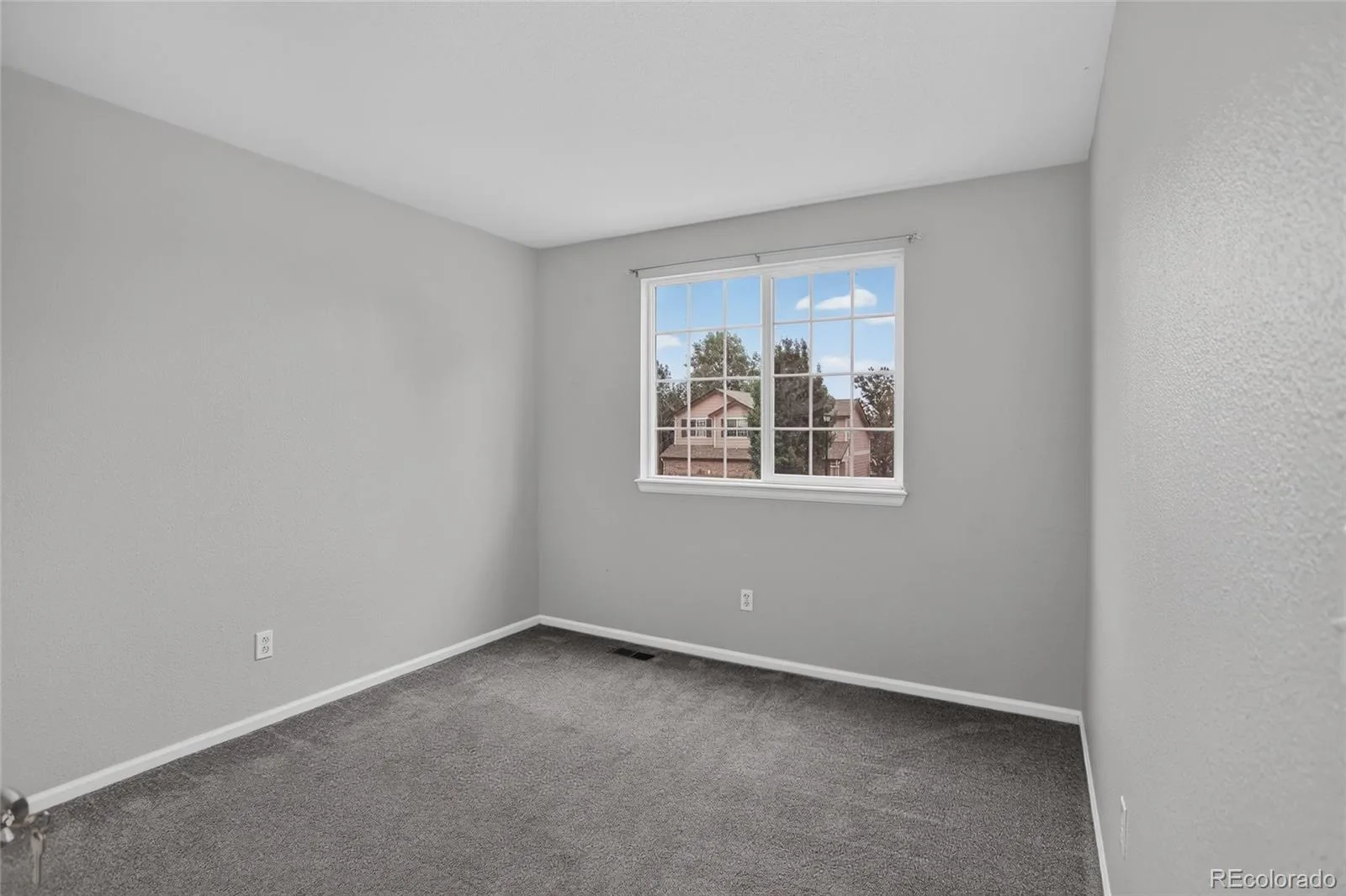11421 Ebony Street Longmont CO 80504 MLS #REC3319718 07032026180537 1600 23