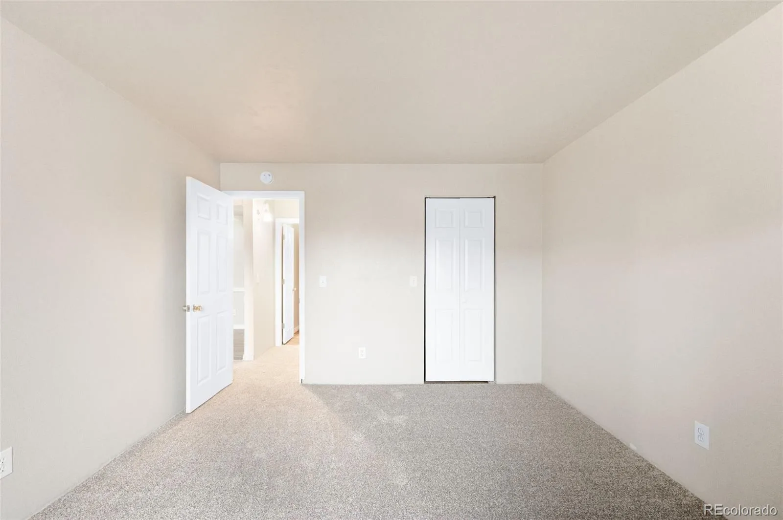 10150 E Virginia Avenue #7-201 Denver CO 80247 | MLS #REC3320001 06112026215102 1600 18